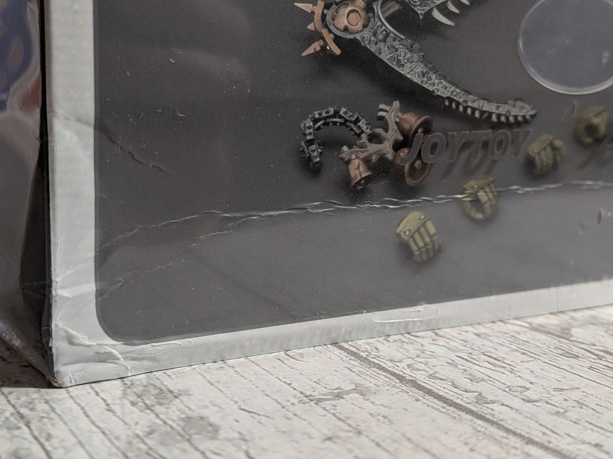 JoyToy Warhammer 40k - Death Guard Deathshroud Terminator Champion (14cm)