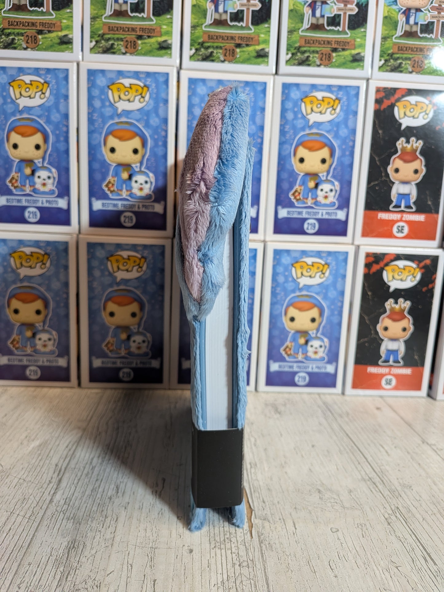 Loungefly Disney - Stitch Plüsch-Sherpa Cosplay Nachfüllbares Notizbuch