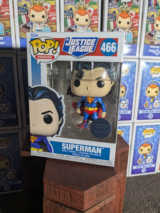 Funko Pop 466: Superman (Standard)
