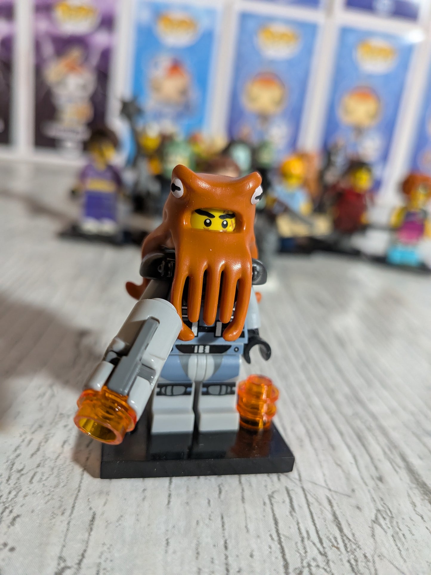 LEGO Minifiguren - General der Haie-Armee