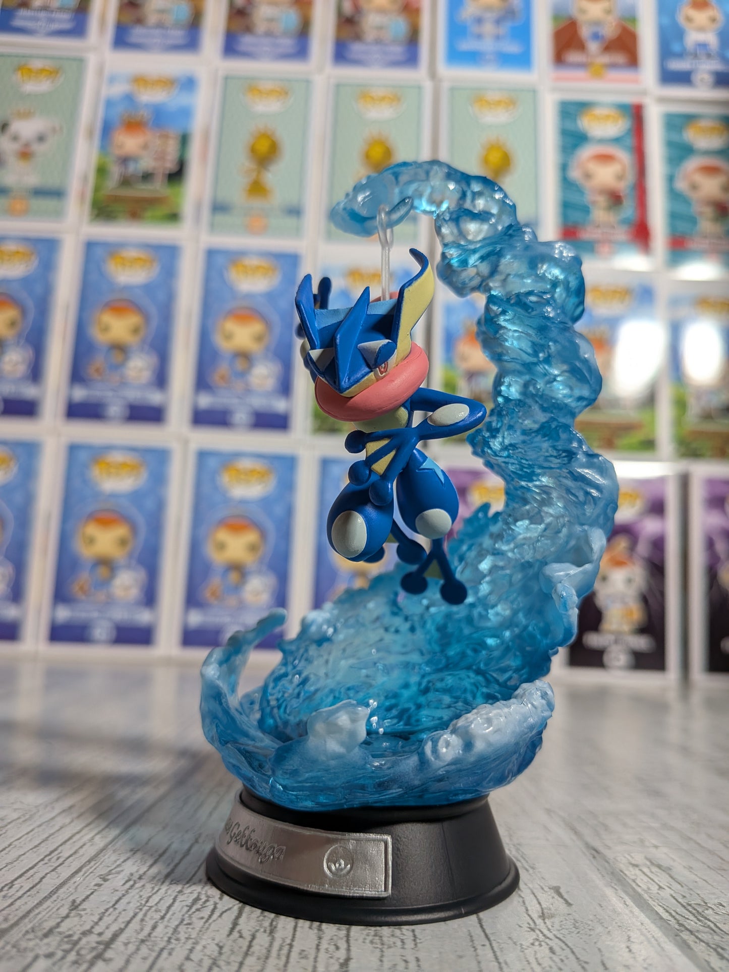 Re-Ment Pokémon Swing Vignette Collection Vol.3 - Amphinobi | Greninja | Gekkouga (~10cm)