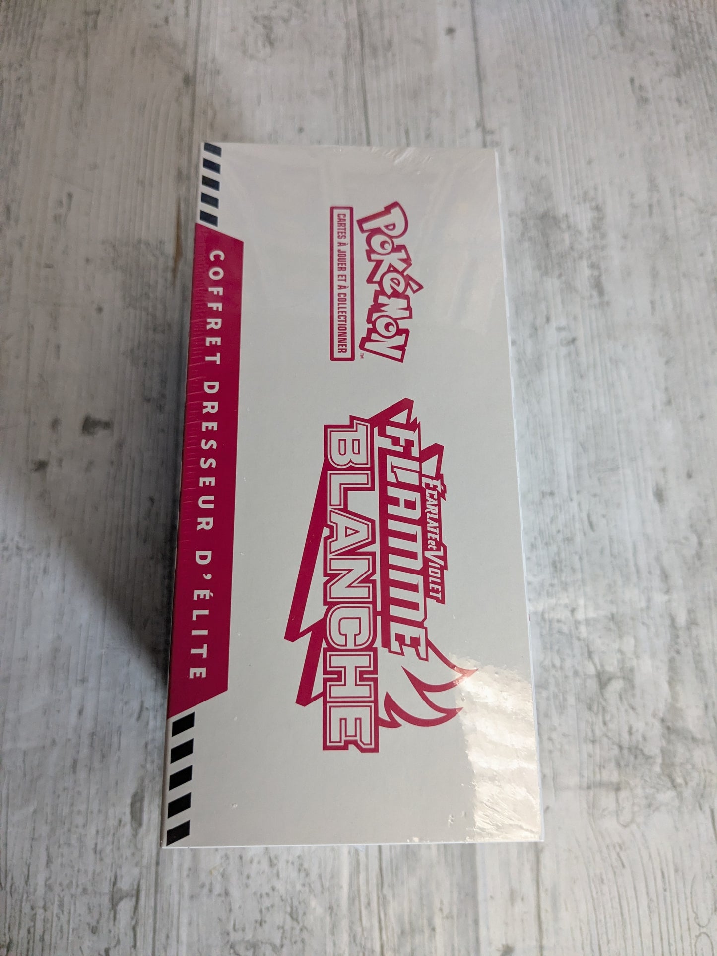 Pokémon - Fiamma Bianca - Elite Trainer Box (FR)