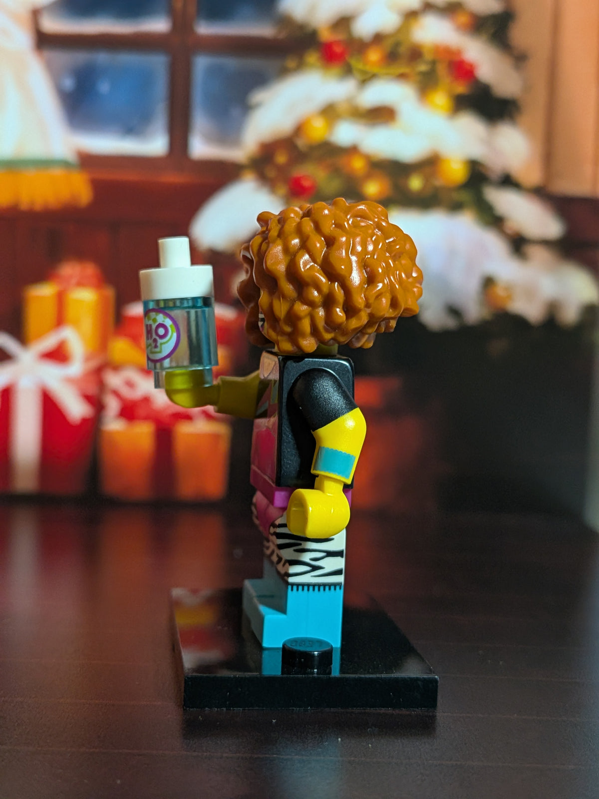 LEGO Minifigures - Dance Instructor
