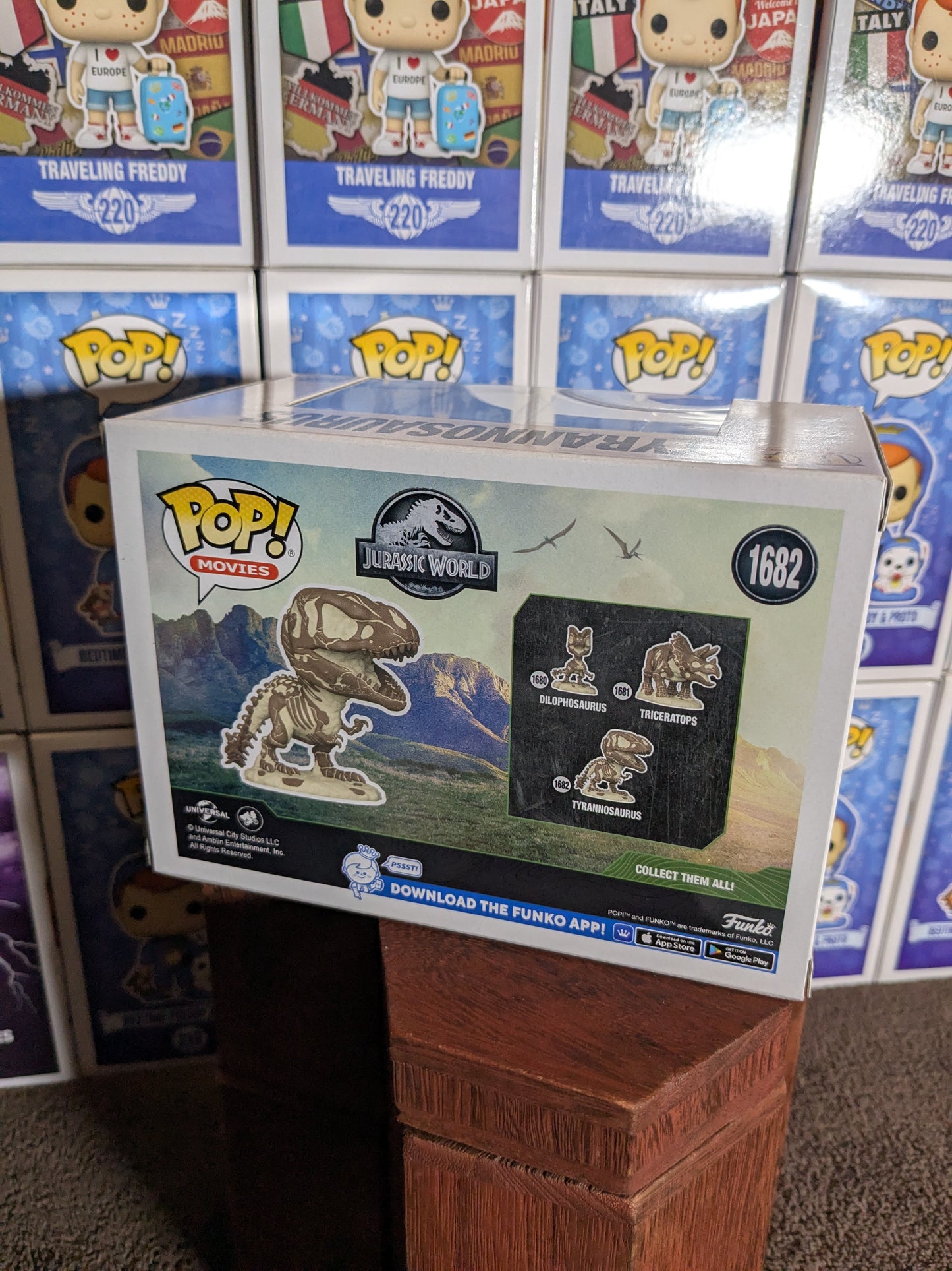 Funko pop 1682 : Tyrannosaurus (Fossil) - CapyToys