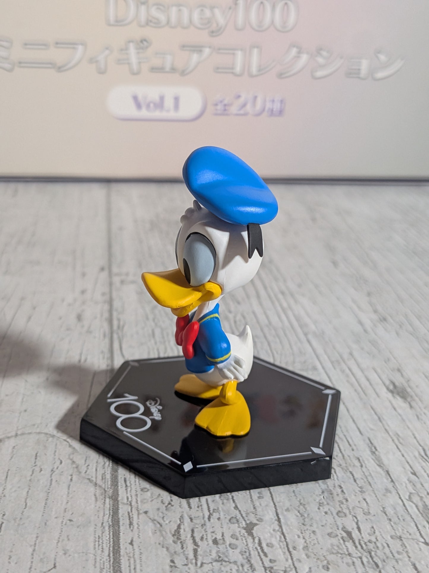 eStream Disney 100 Mini Figure Collection Vol.1 - Donald Duck