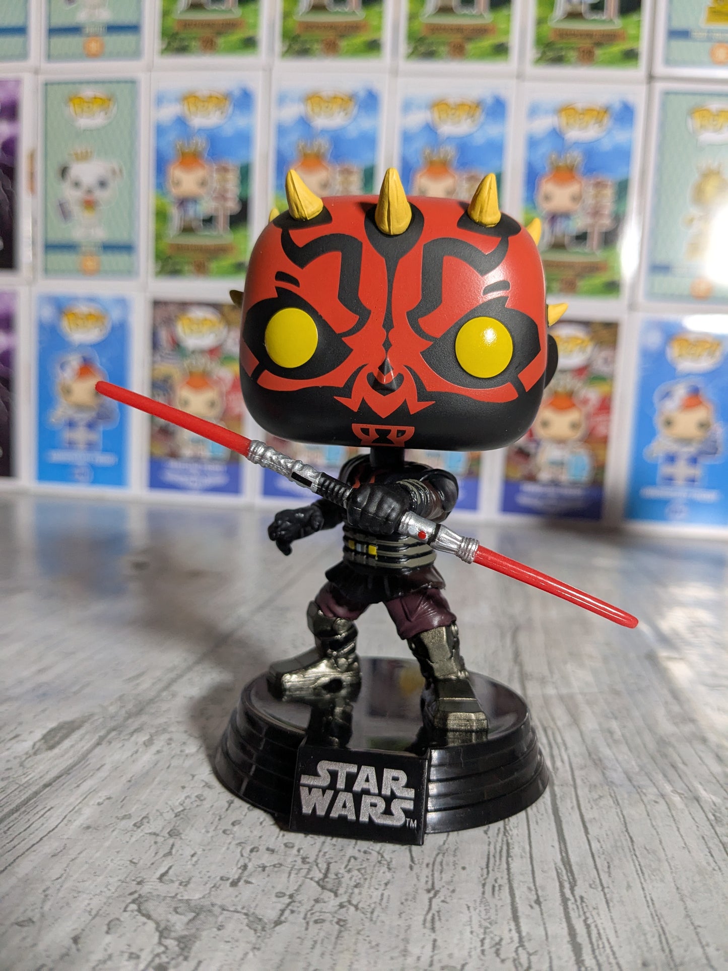 Funko pop : Darth Maul & Gar Saxon (Glow/Damaged Box/Opened)