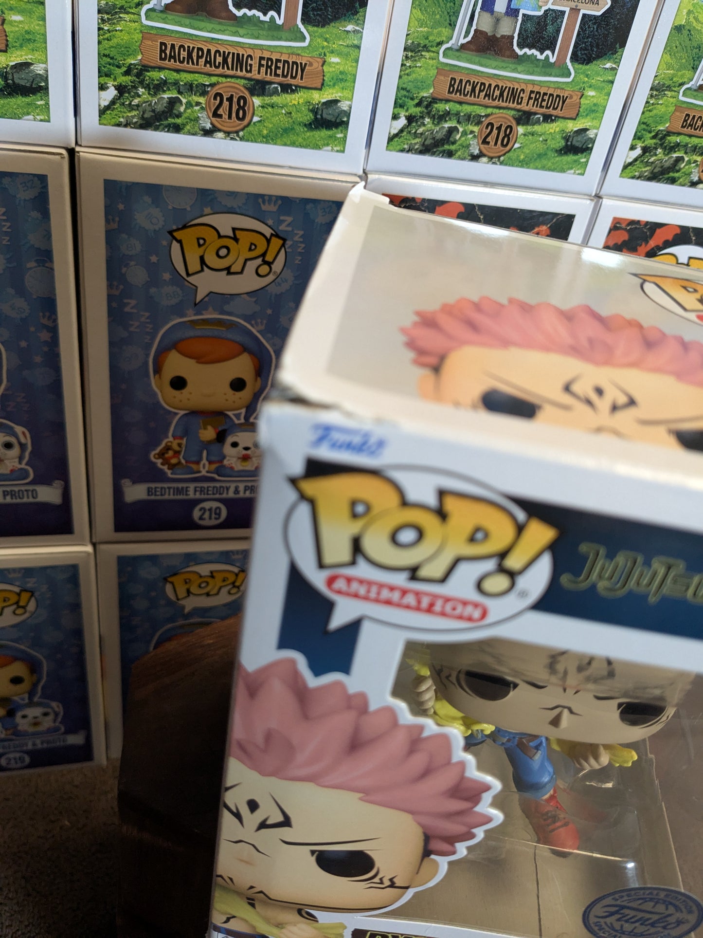 Funko pop 1483 : Ryomen Sukuna Tearing Shirt (Destroyed Box/Opened)