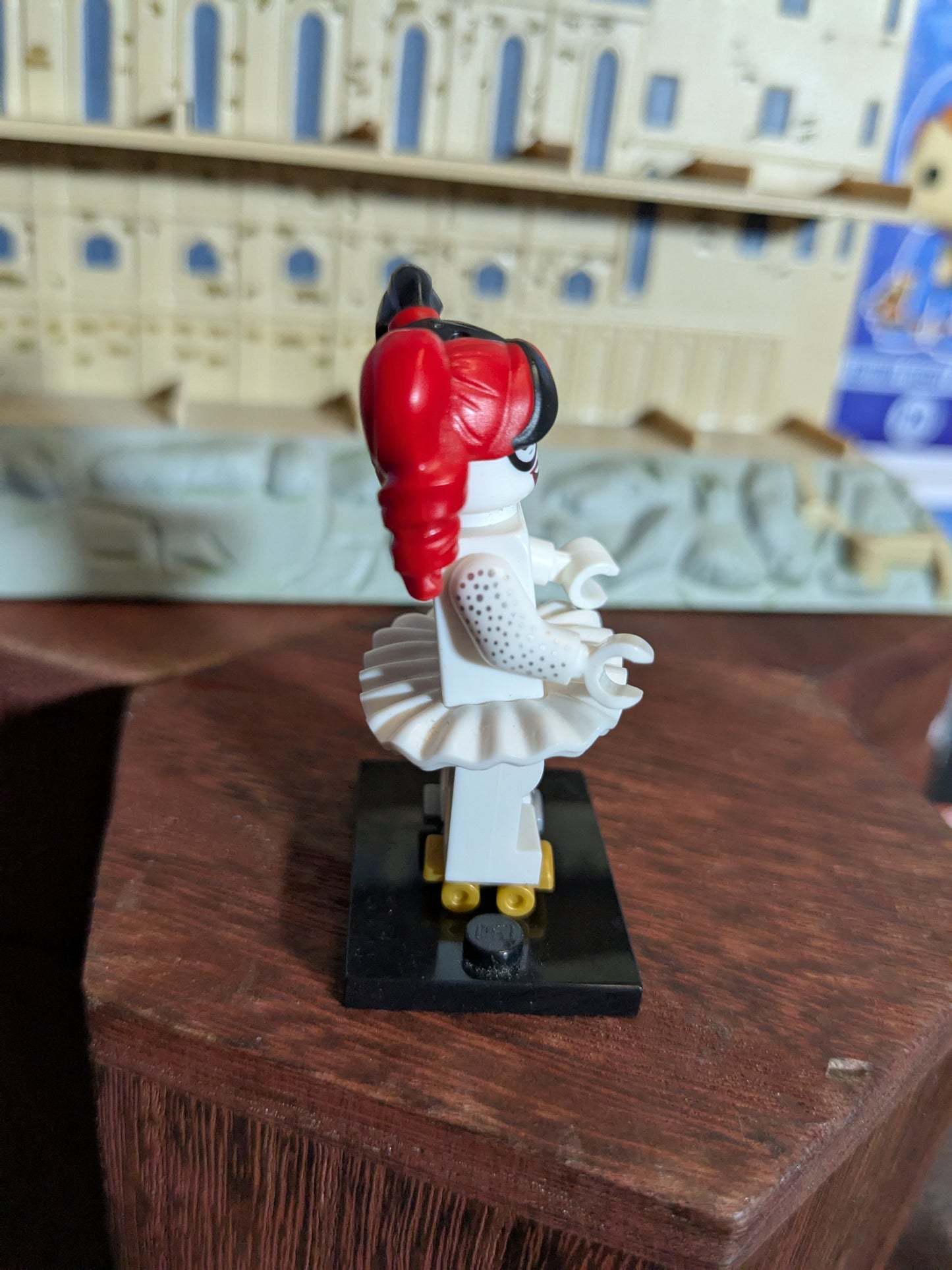 Lego Minifigures : Disco Harley Quinn