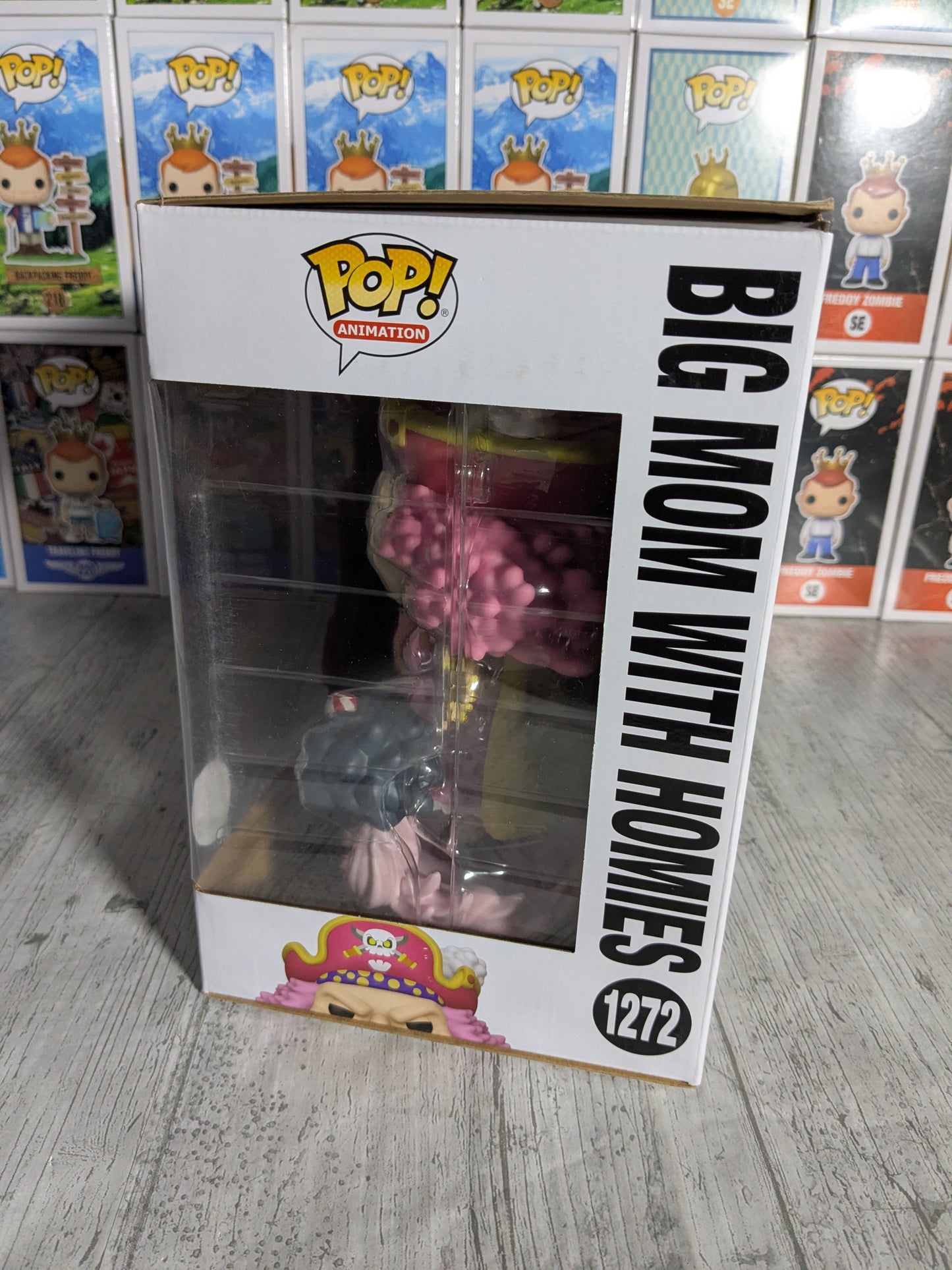 Funko pop 1272 : Big Mom with Homies