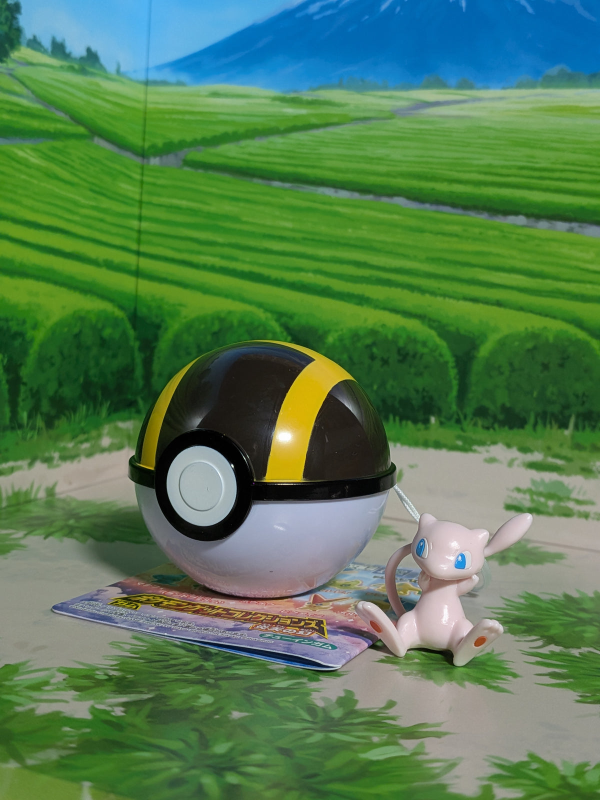 Shokugan: Pokémon Get & Gum - Blazing Sky Illusion - Mew & Ultra Ball (Environ 3 cm)