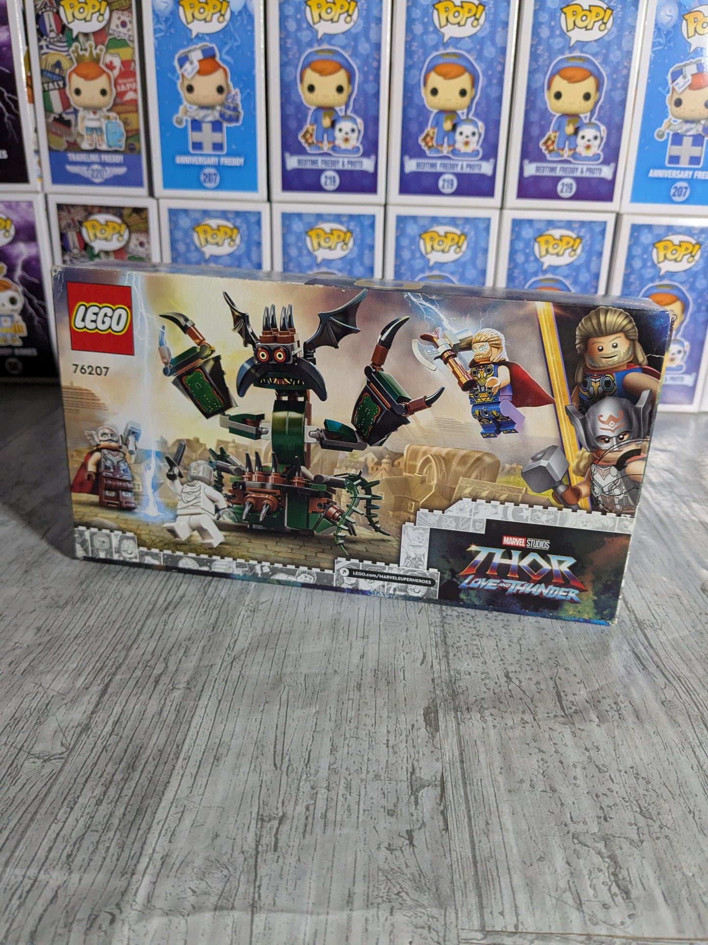 LEGO 76207 : Attack on New Asgard