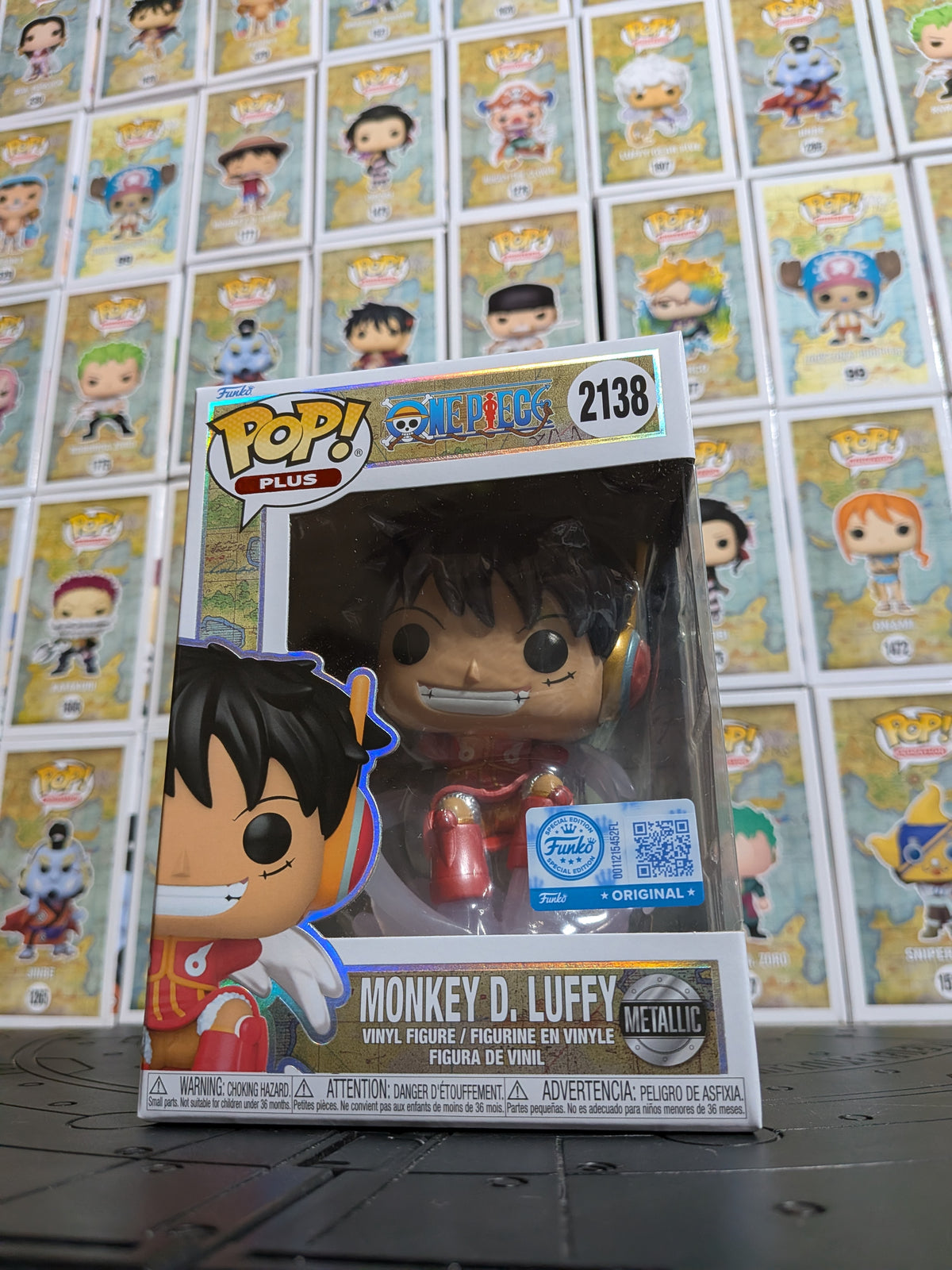 Funko Pop! Plus One Piece #2138 - Monkey D. Luffy (Metallic/Special Edition)