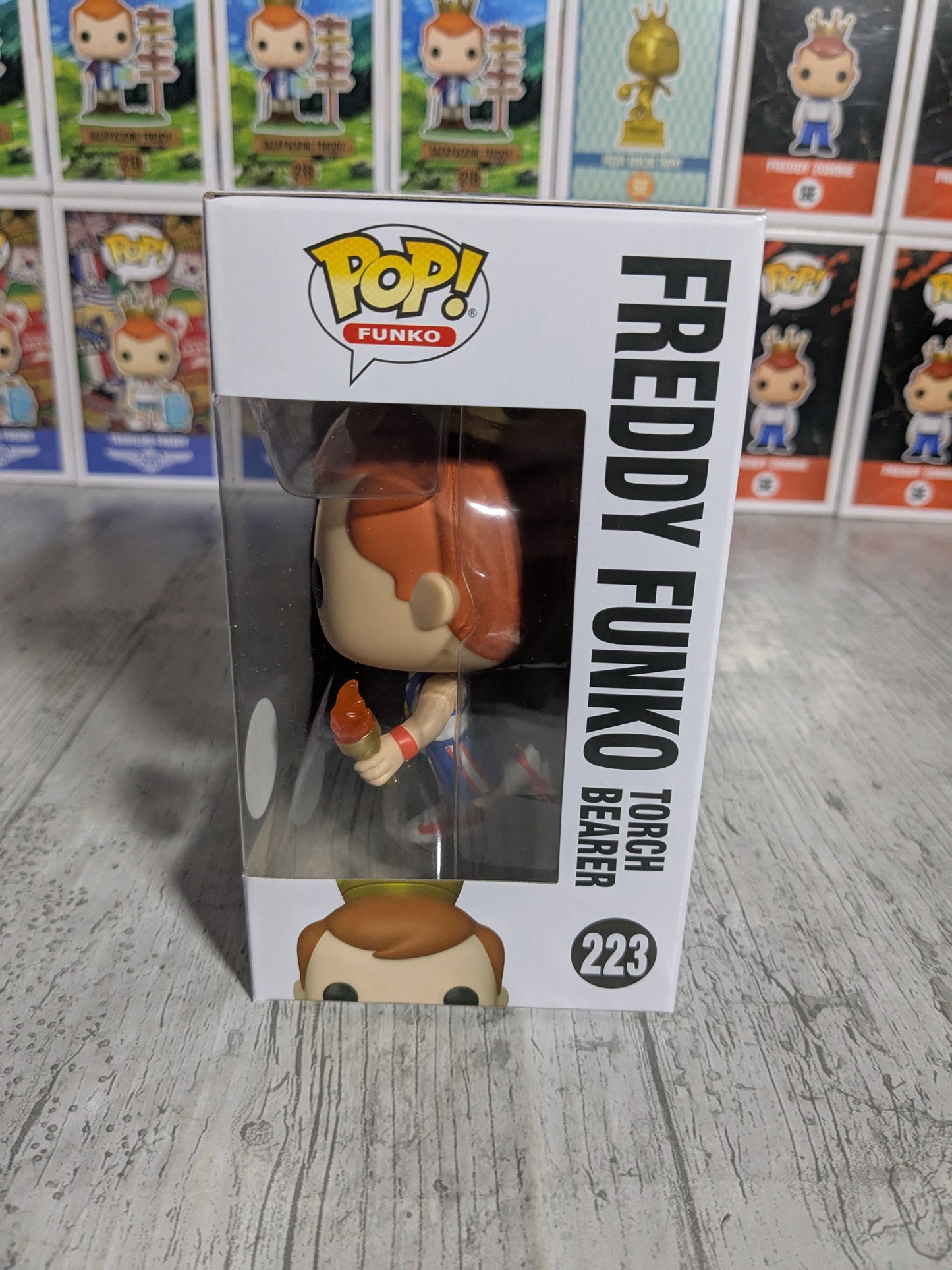 Funko pop #223 - Freddy Funko Torch Bearer