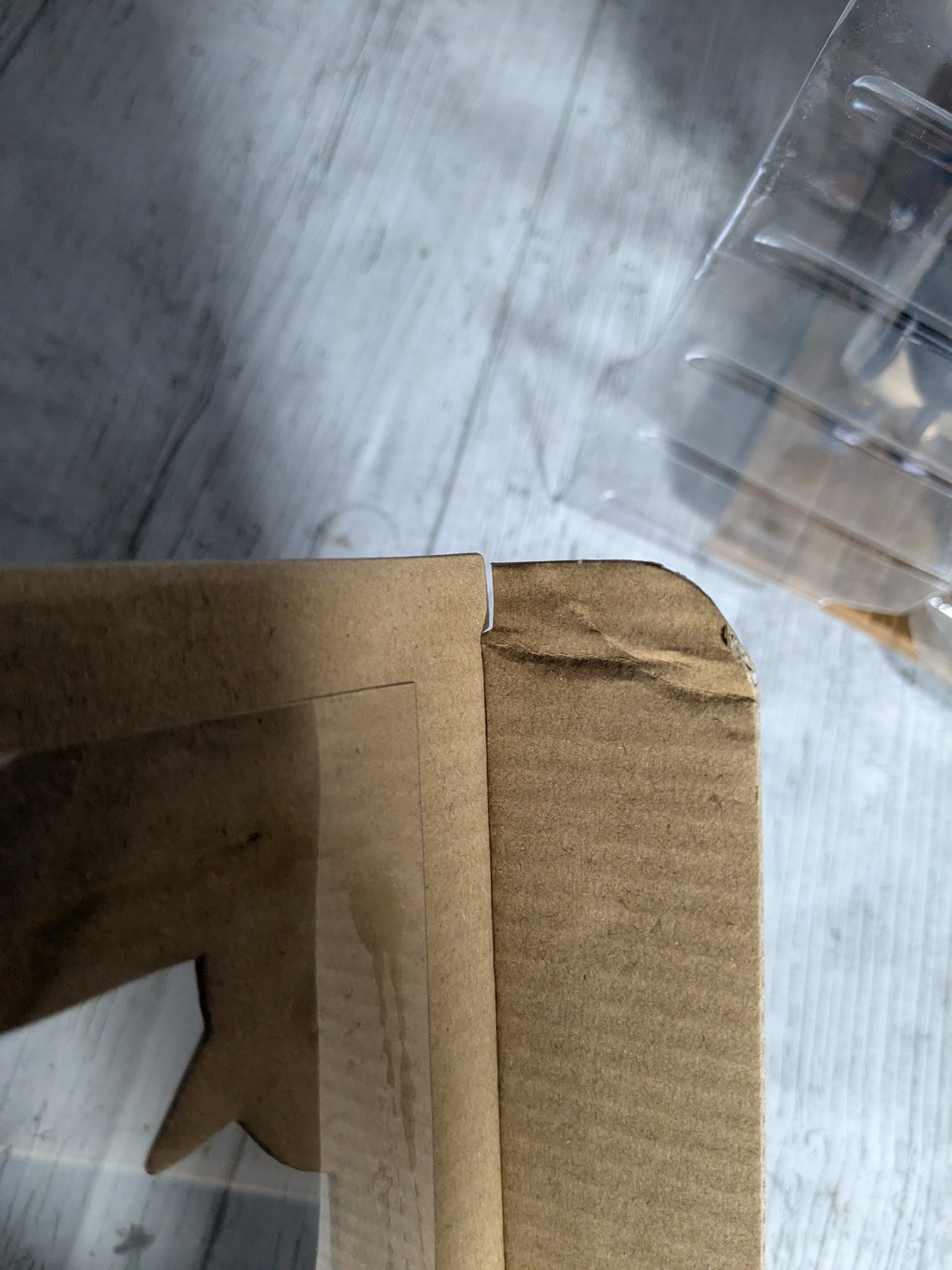 Funko pop Demon Slayer #1944 - Tengen with his Wives (SC2025/Opened/Damaged Box)