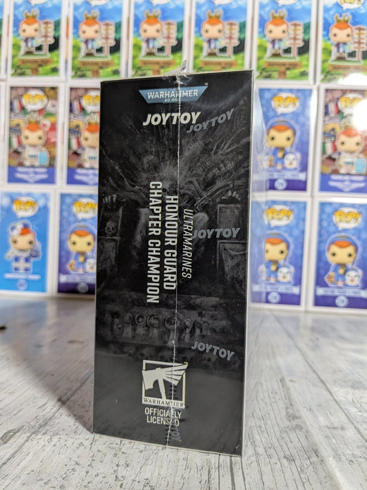 JoyToy Warhammer 40k - Ultramarines Honour Guard Chapter Champion (12cm)