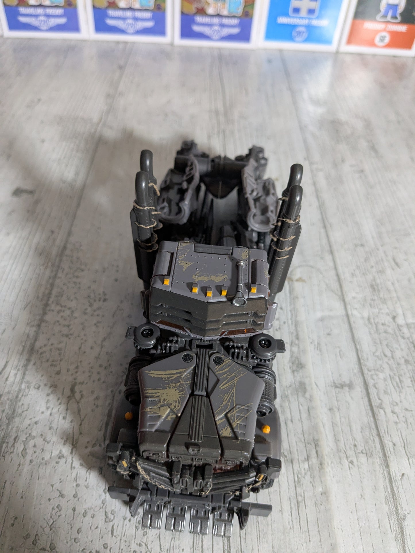 Studio Series 101 : Scourge