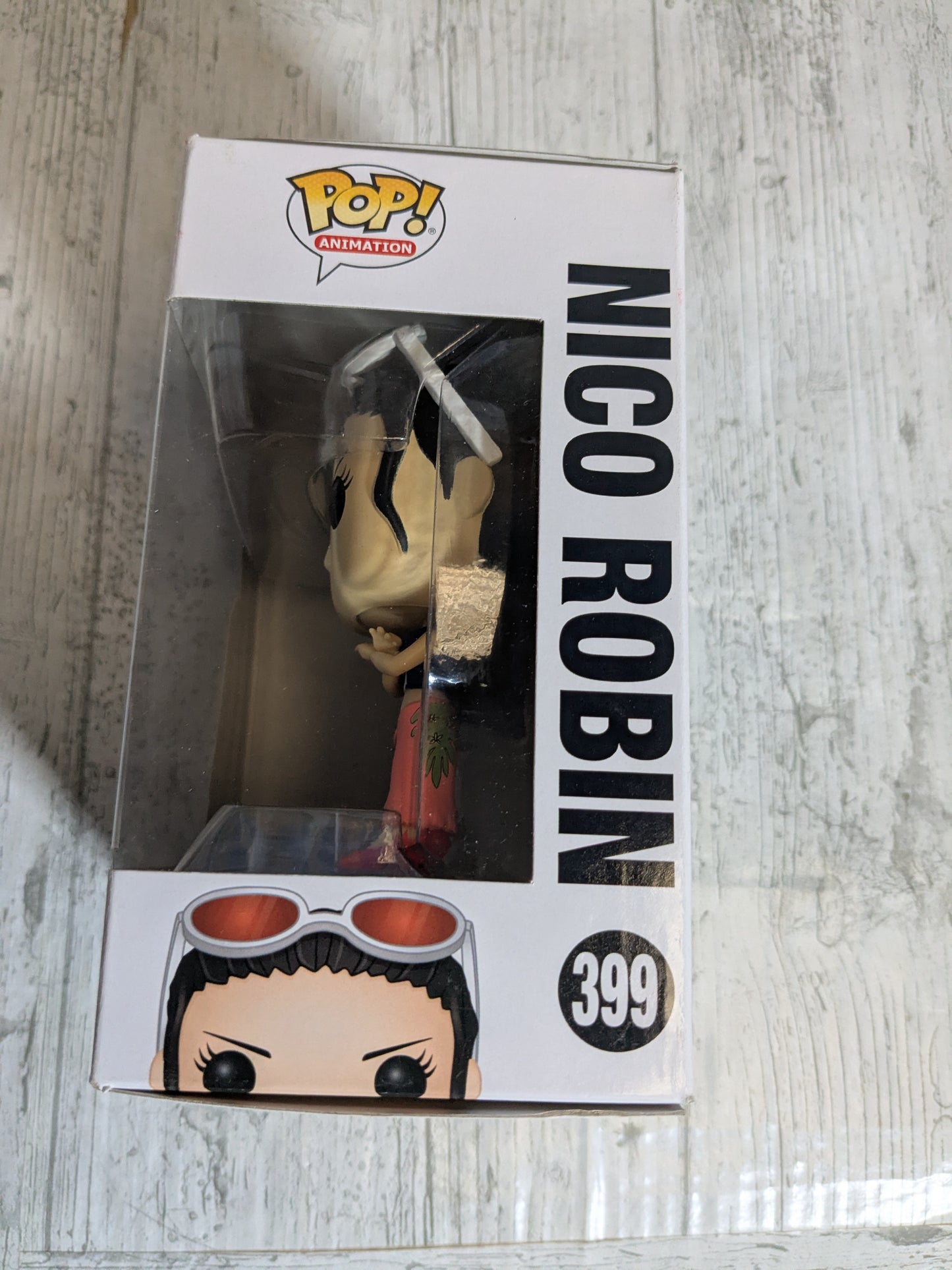Funko pop 399 : Nico Robin (Opened/Damaged Box)