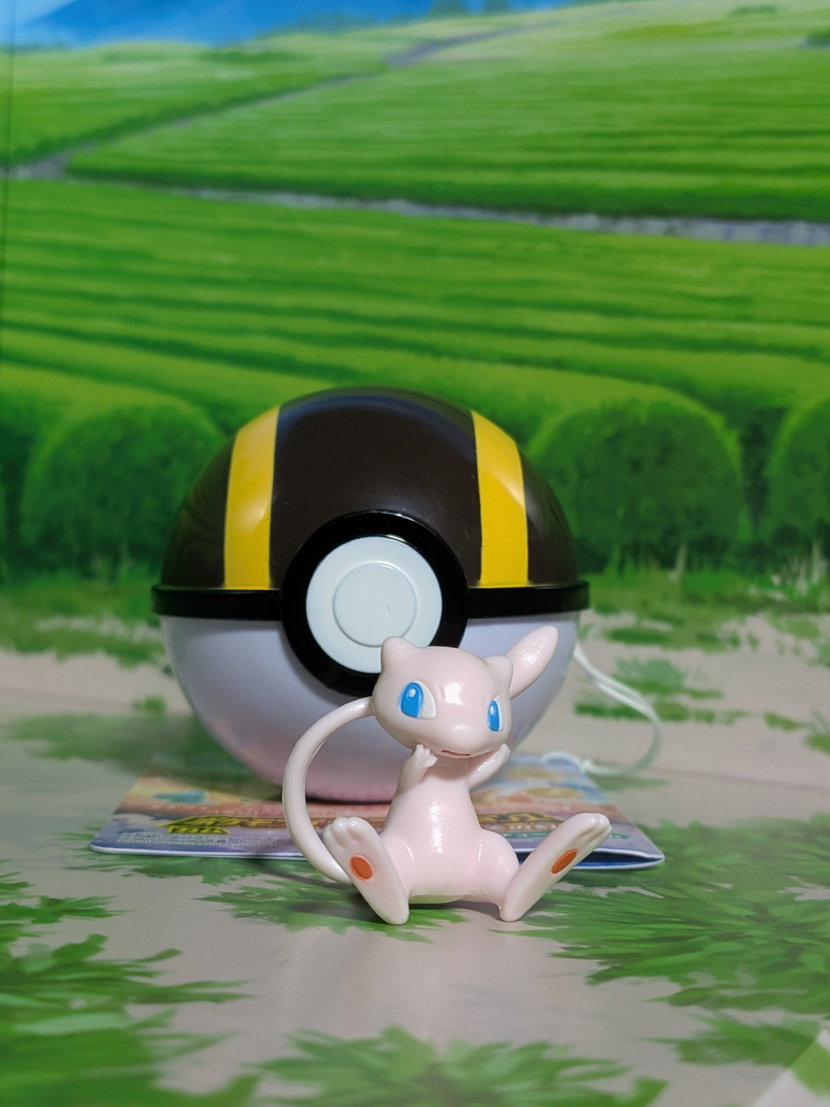 Shokugan: Pokémon Get & Gum - Blazing Sky Illusion - Mew & Ultra Ball (Environ 3 cm)