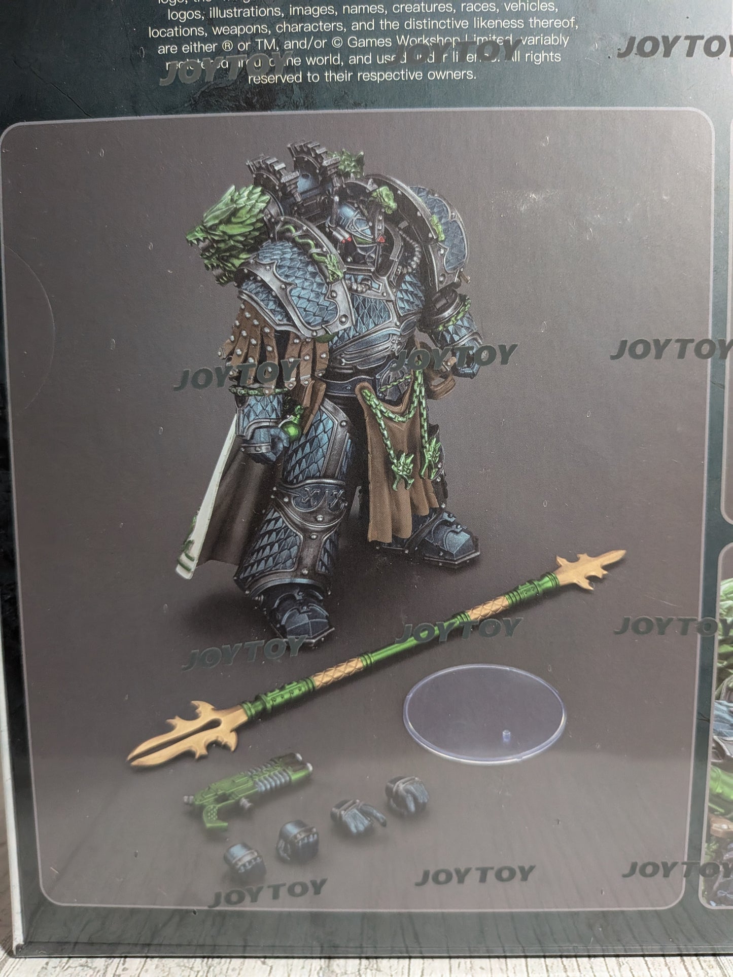 JoyToy Warhammer The Horus Heresy – Alpha Legion Alpharius Primarch der XX. Legion (19 cm)