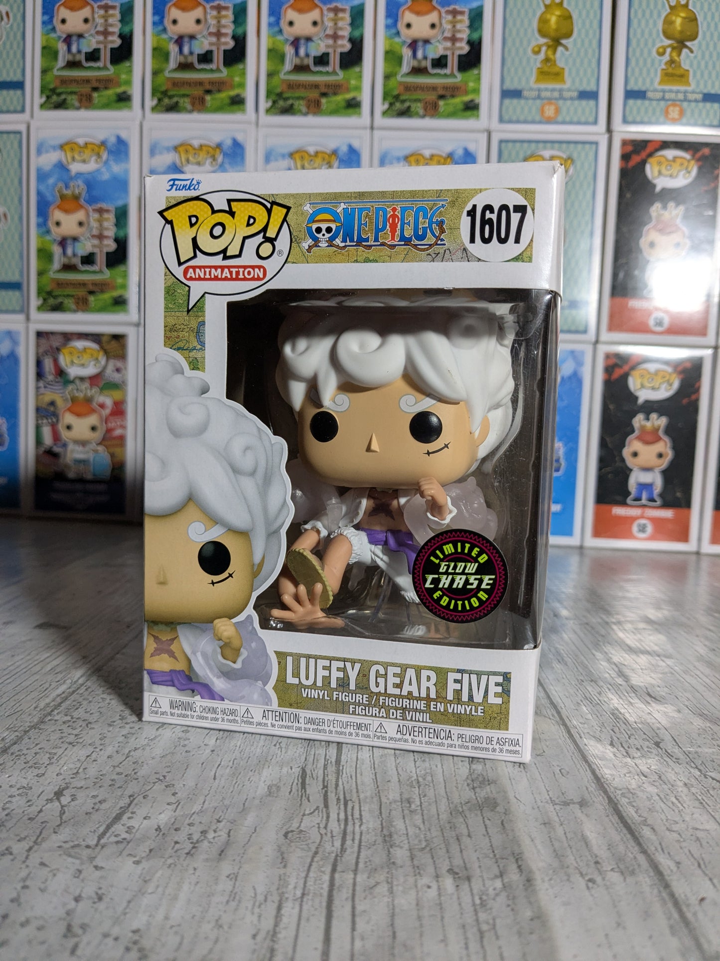 Funko pop 1607 : Luffy Gear Five (Chase / Damaged Box)