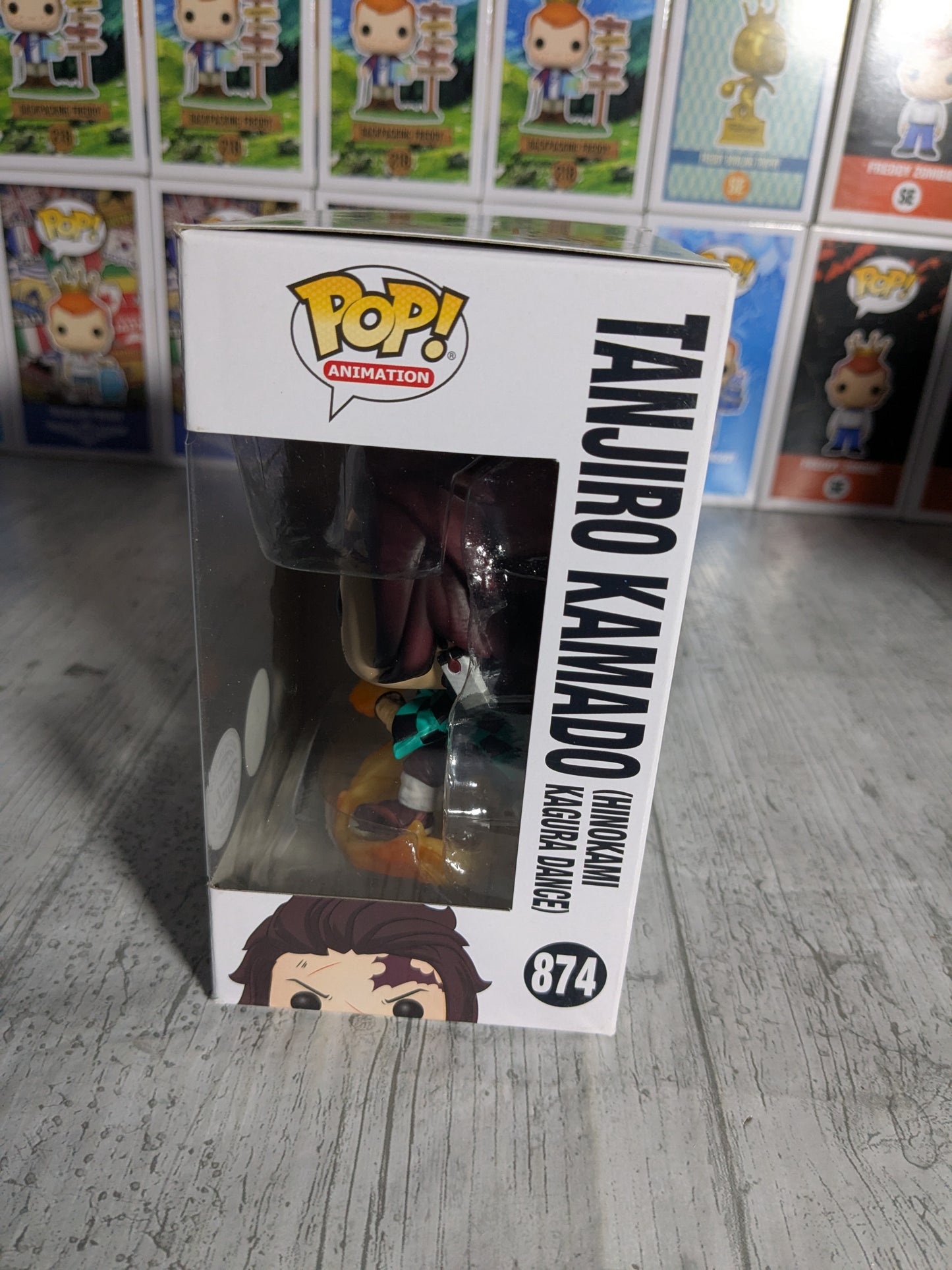 Funko pop 874 : Tanjiro Kamado Hinokami Kagura Dance (Chase)