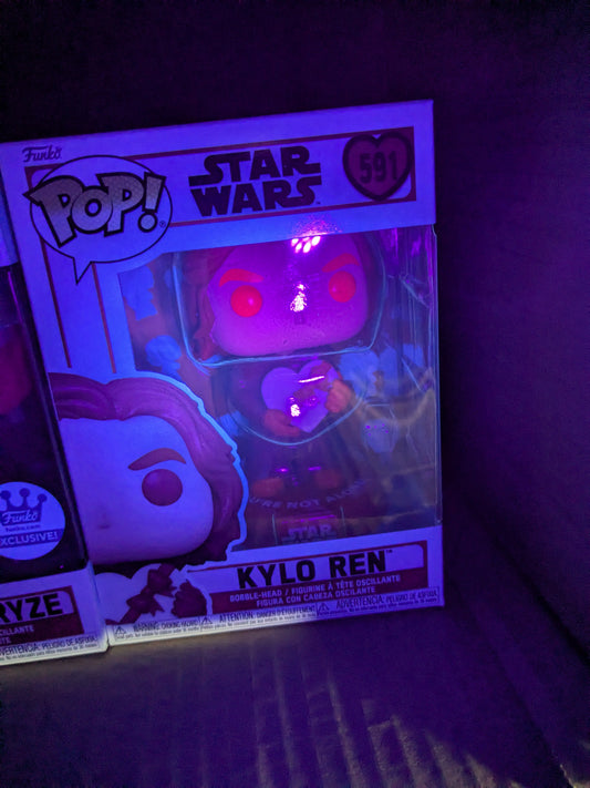 Funko pop 591 : Kylo Ren - CapyToys