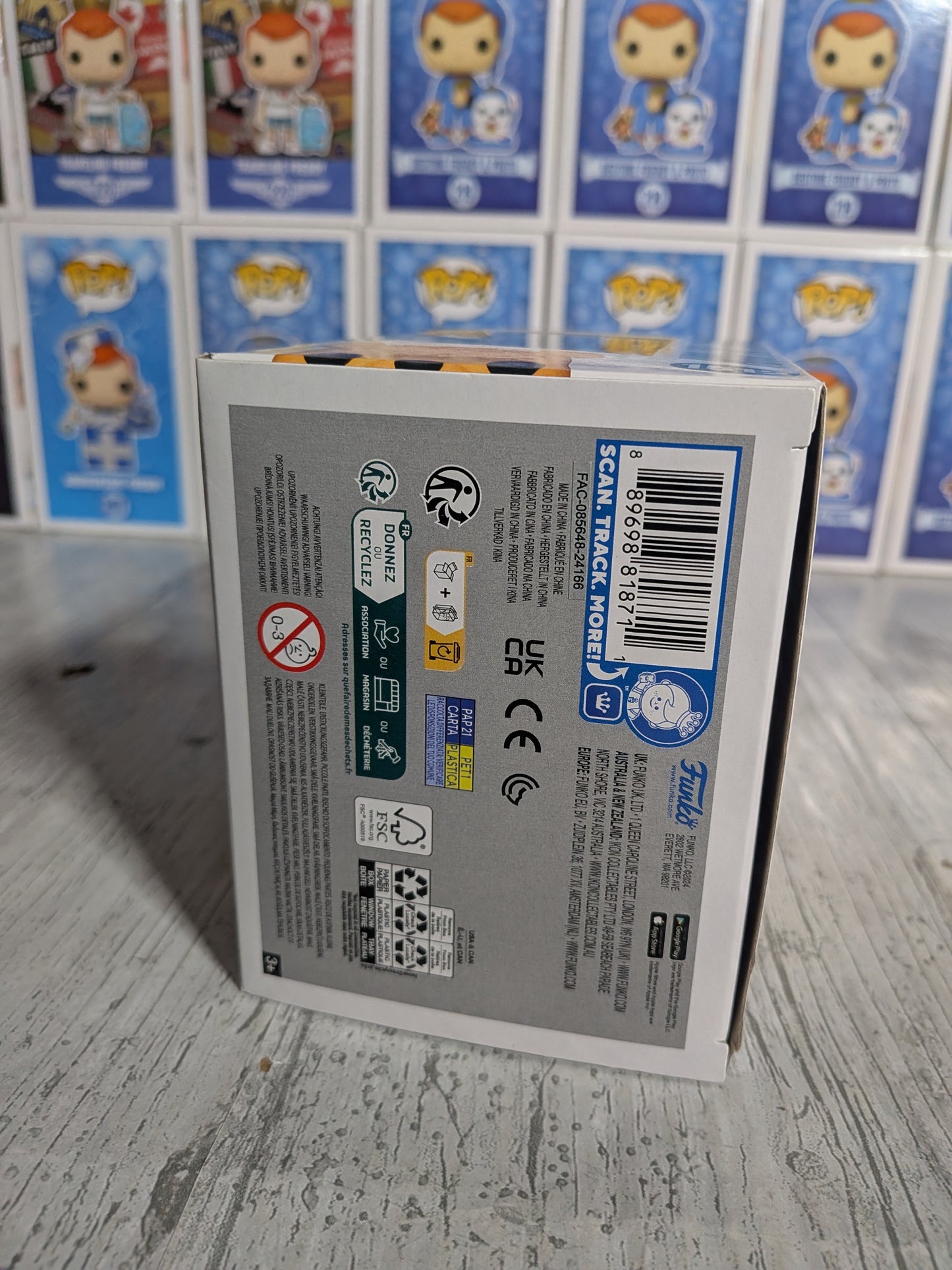 Funko Pop Disney Winnie the Pooh #1512 - Winnie the Pooh (5000 Stück/Beflockt/Beschädigte Box)
