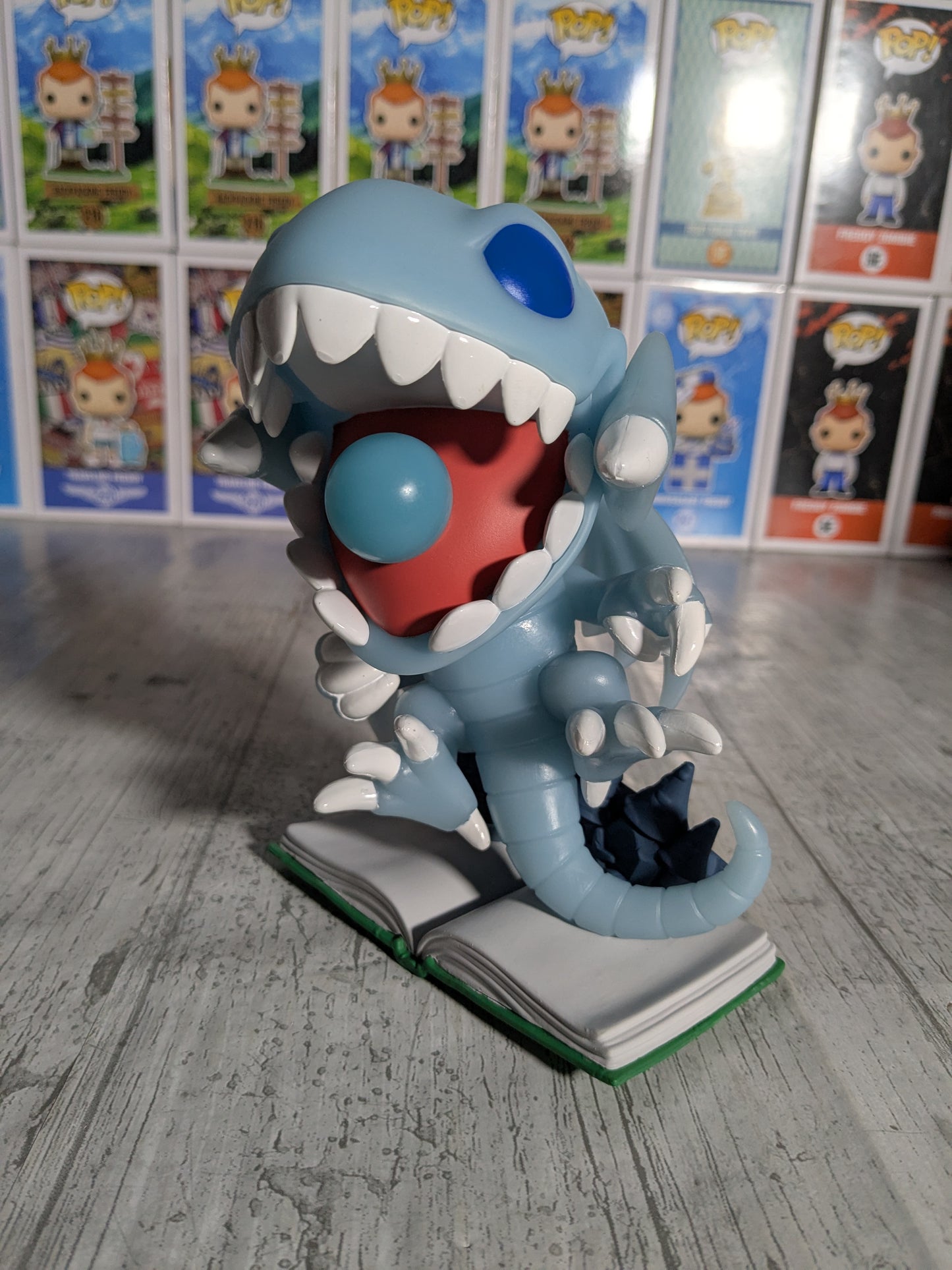 Funko pop 1478 : Blue-Eyes Toon Dragon (Glow/Damaged Box/Opened)