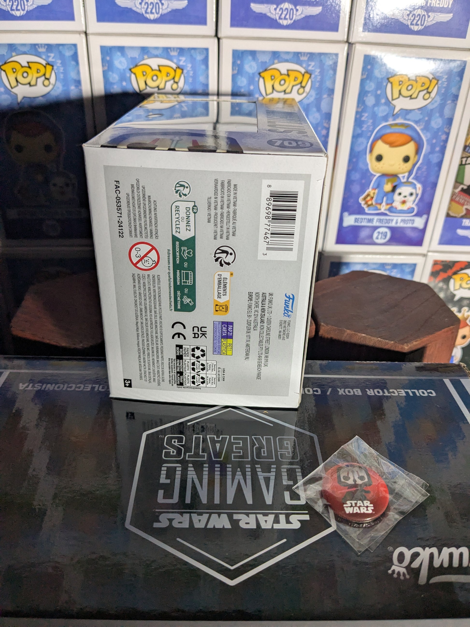 Funko pop : Star Wars Knight of the Old Republic Collector Box (GameStop/Opened Box) - CapyToys