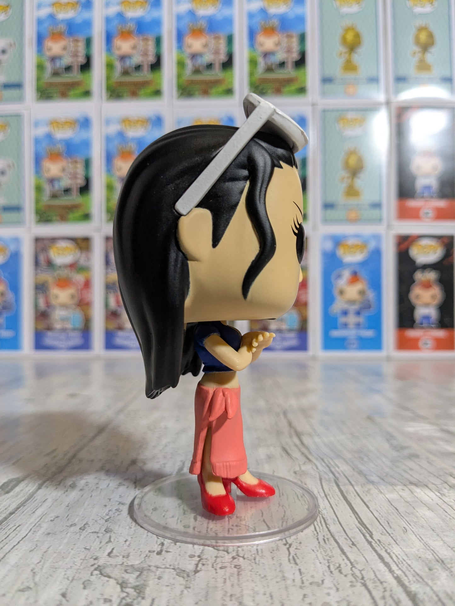 Funko pop 399 : Nico Robin (Opened/Damaged Box)