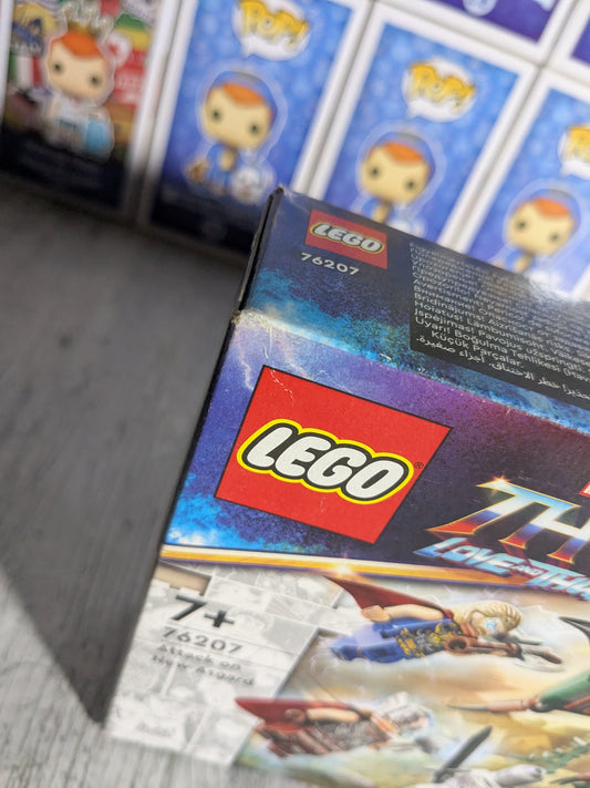 LEGO 76207 : Attack on New Asgard