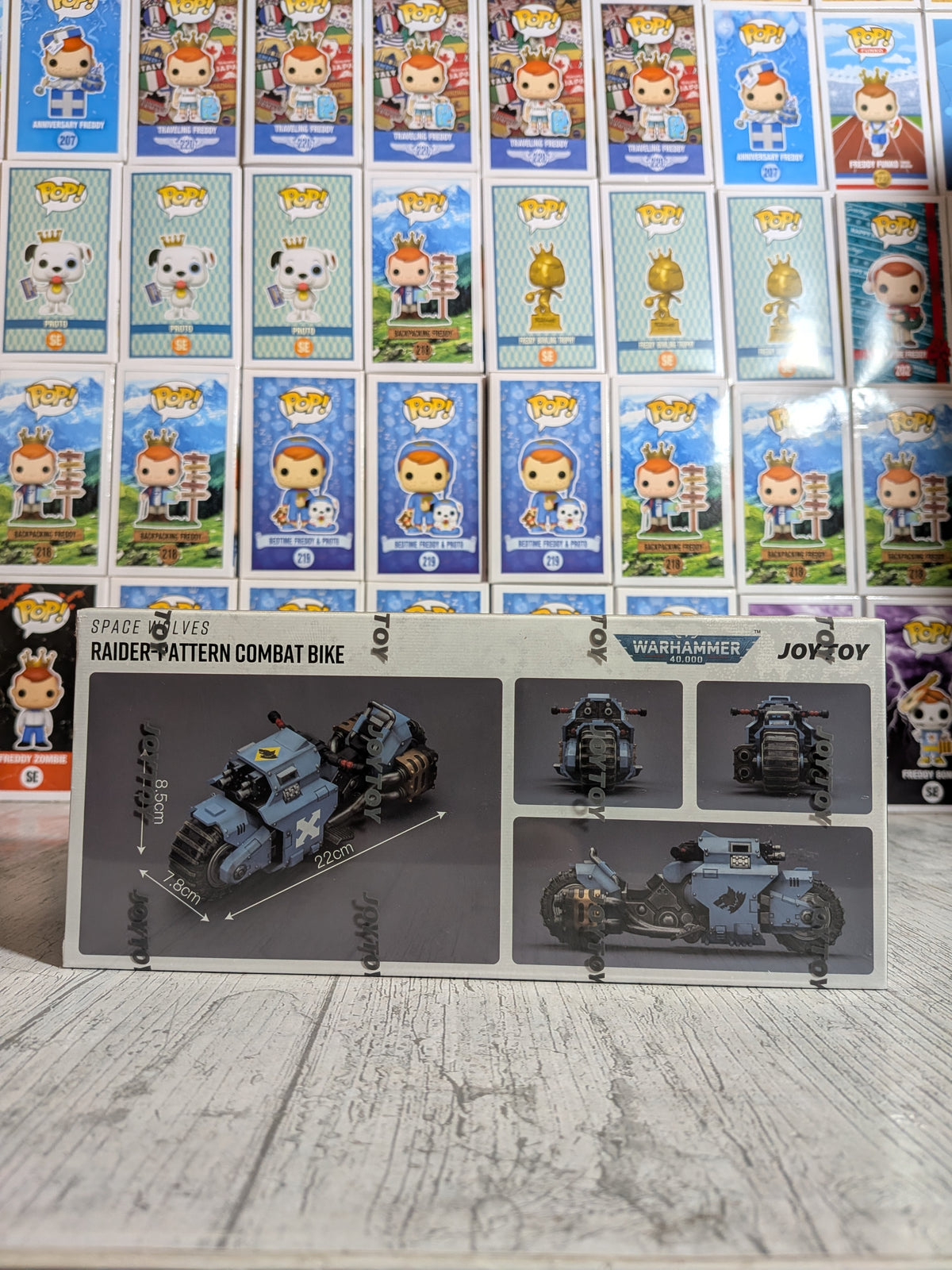 JoyToy Warhammer 40k - Space Wolves Raider-Pattern Combat Bike (22cm)