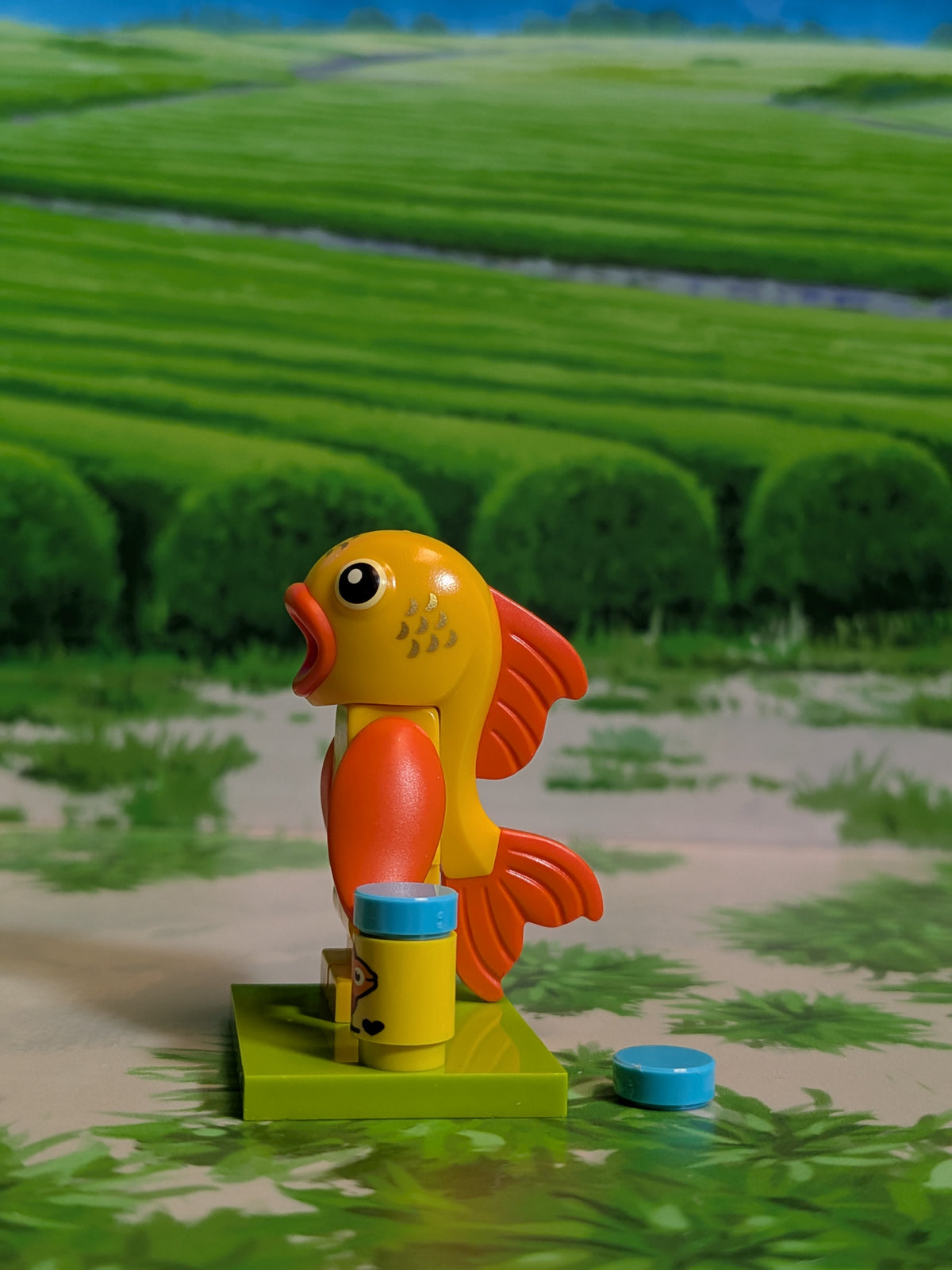 LEGO Minifigures - Goldfish Costume Fan