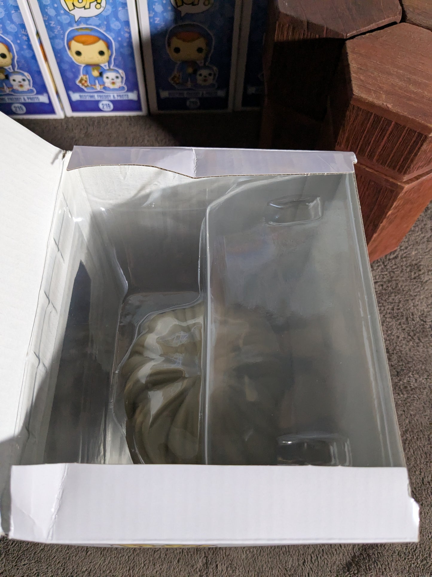 Funko pop 1619 : Jaw Titan (Damaged Box / Opened)
