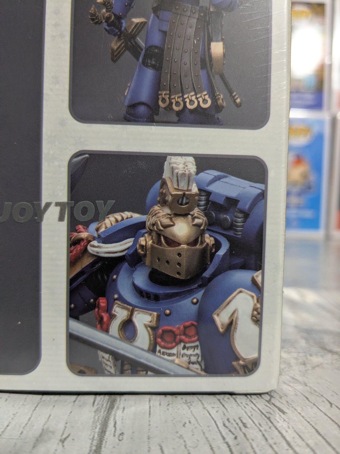 JoyToy Warhammer 40k - Ultramarines Honour Guard Chapter Champion (12cm)