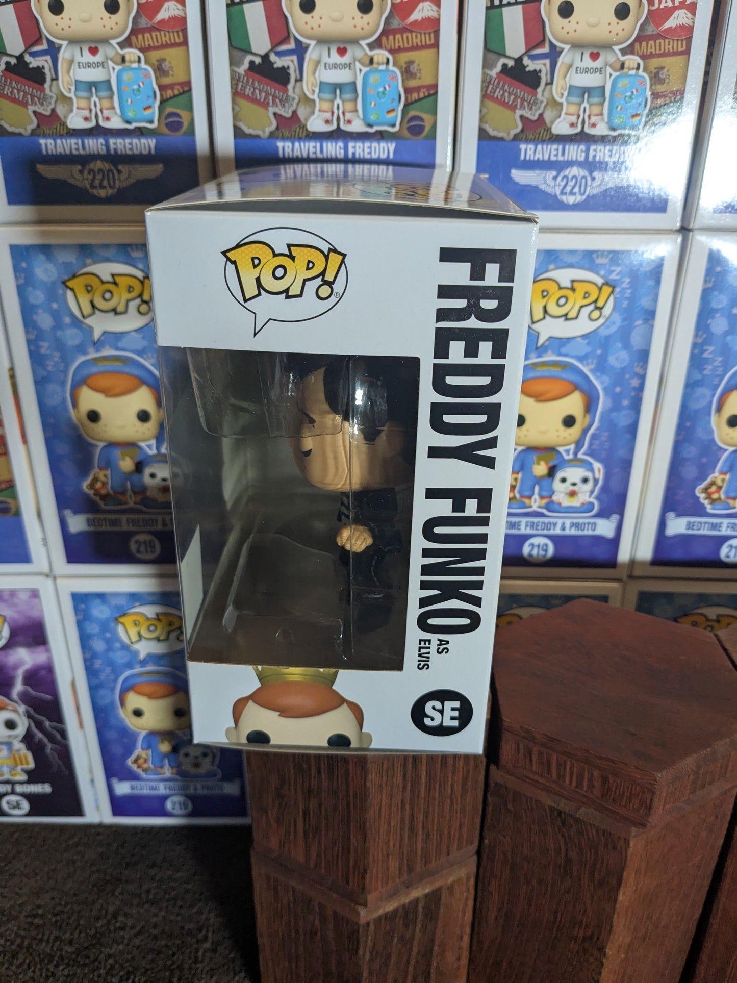 Funko pop SE: Freddy Funko nei panni di Elvis (5000 pezzi)