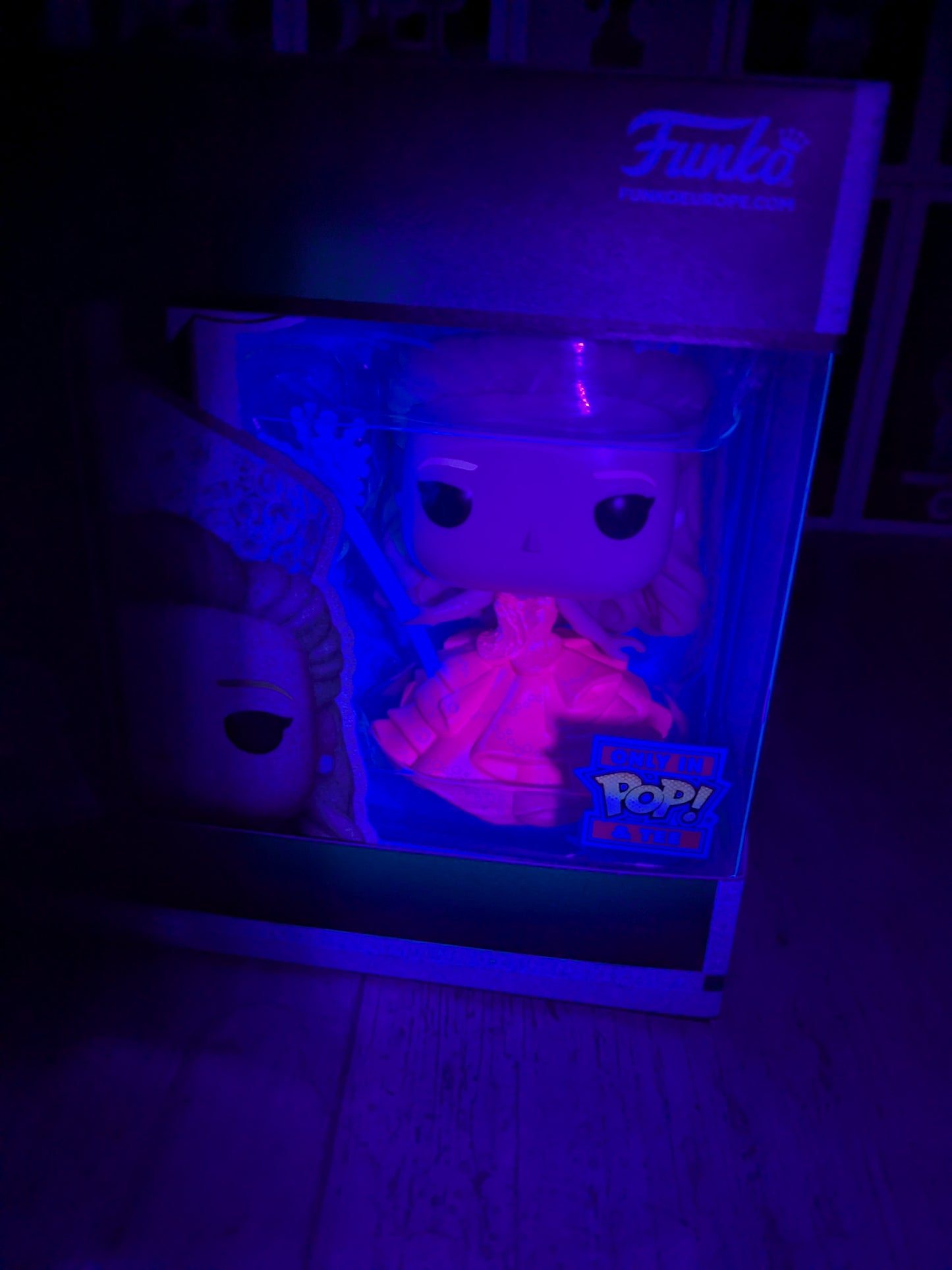 Funko pop & Tees Wicked - Glinda (Size S)