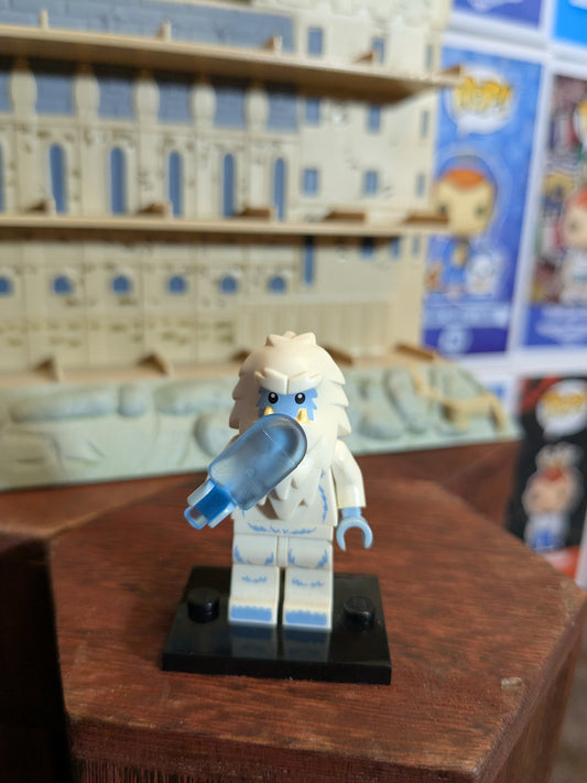 Lego Minifigures : Yéti