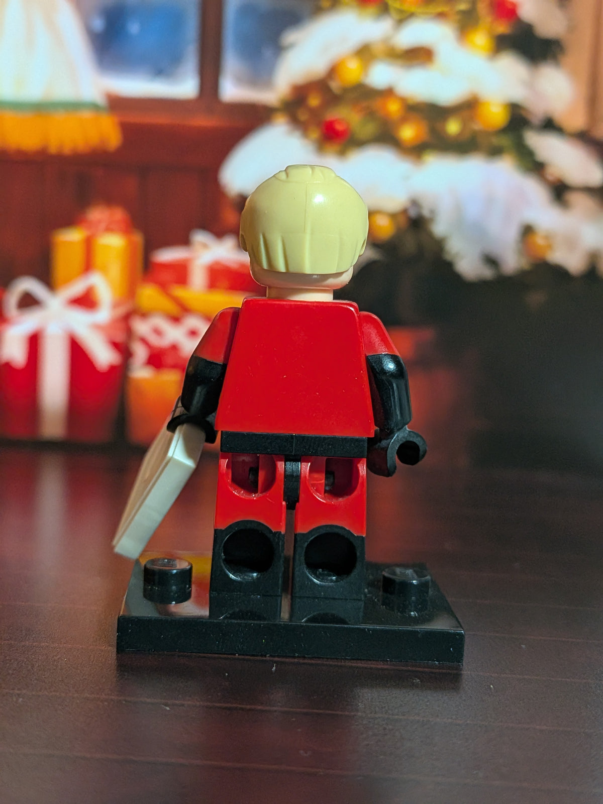 LEGO Minifigures - Mr Incredible