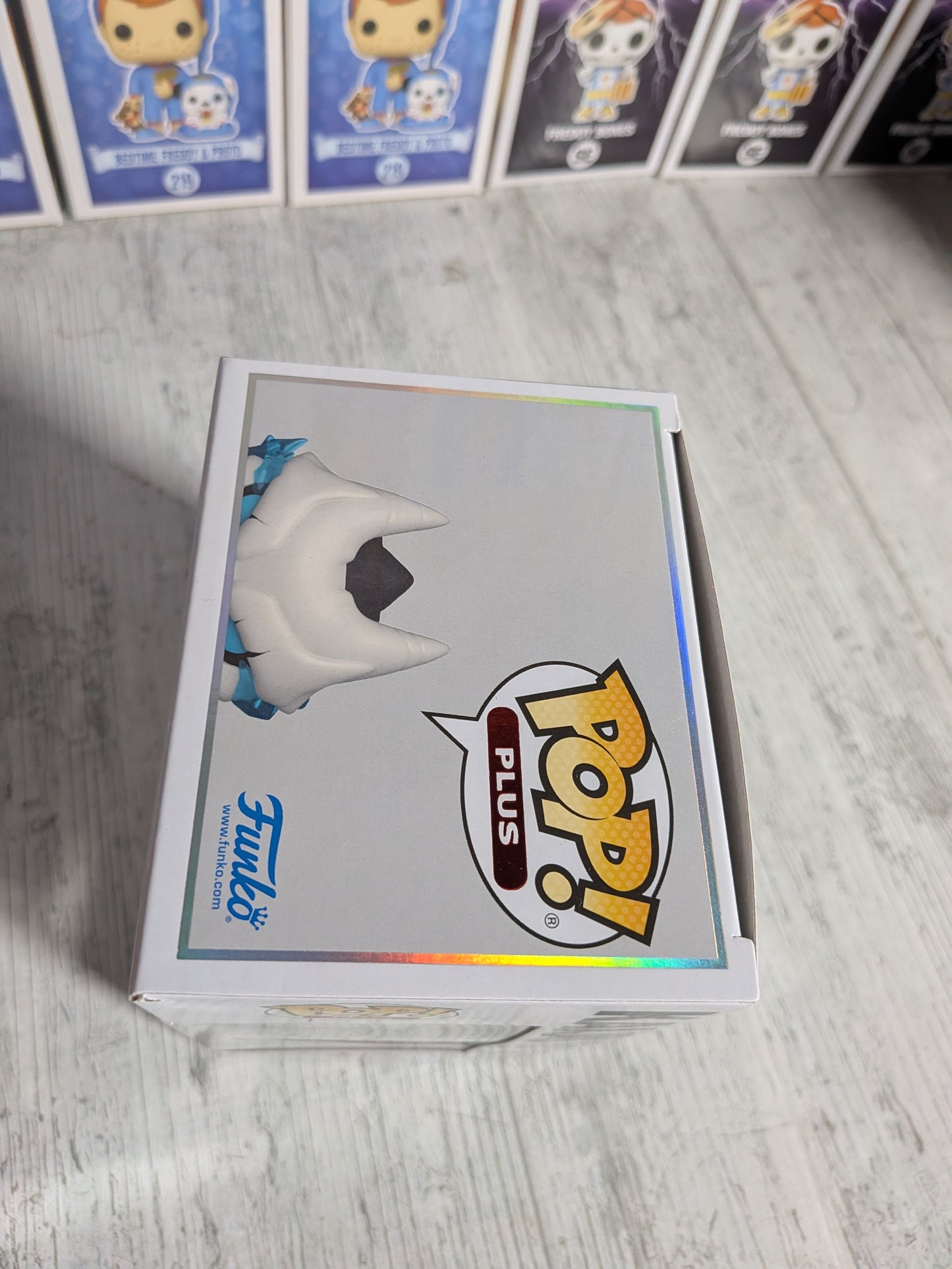 Funko pop Kaiju No. 8 #2084 - Kaiju No. 8 (Chase)