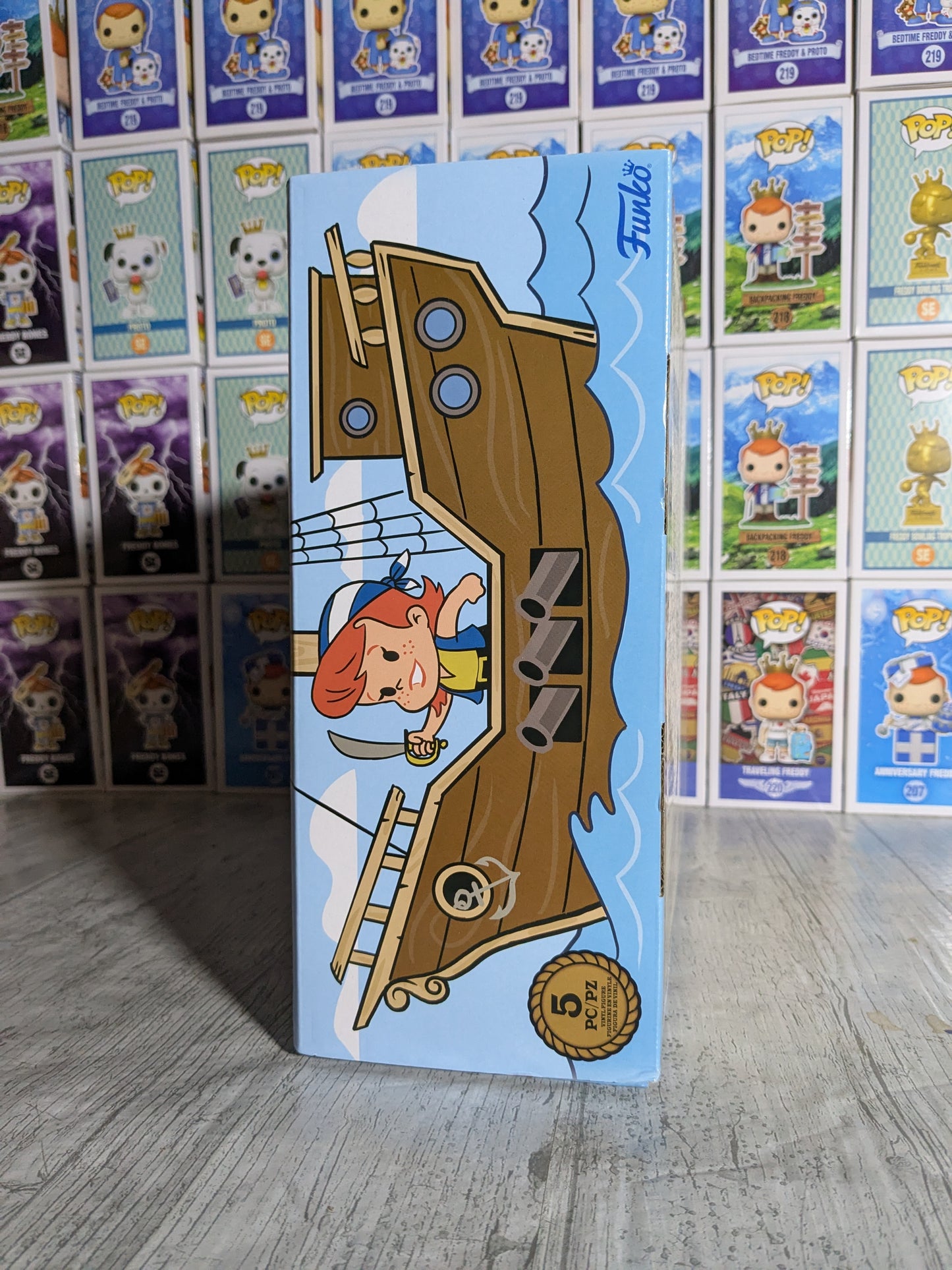 Funko: Funtastic Voyage Box of Fun 2024 (Blacklight Buccaneers)