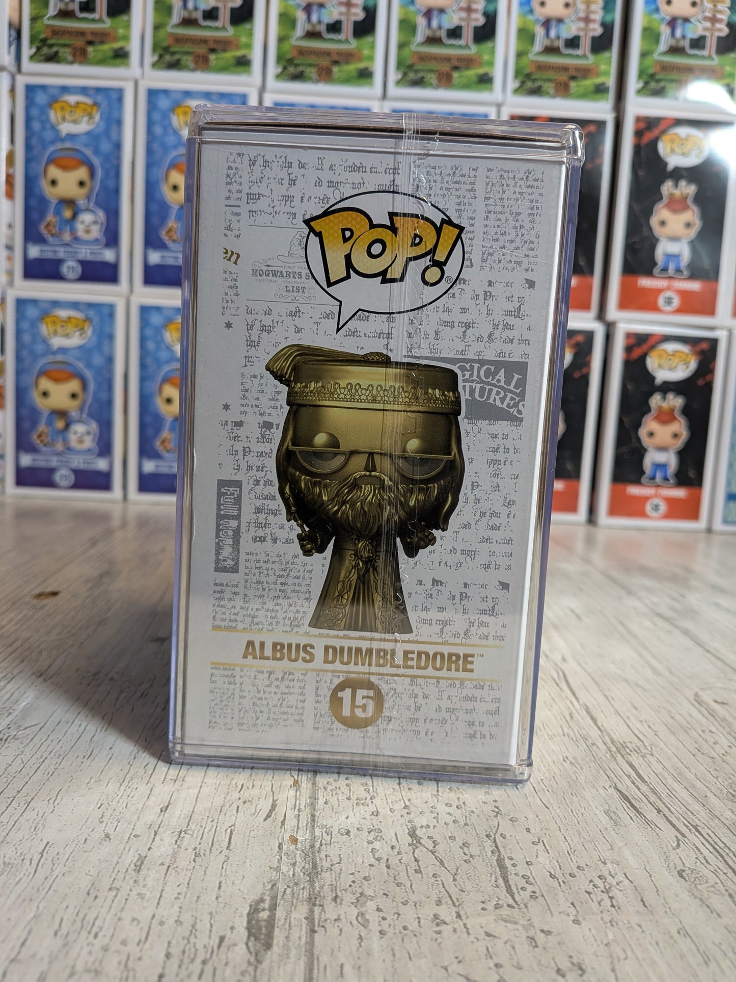 Loungefly - Harry Potter Hogwarts Schloss Mini Rucksack & Funko Pop 15 - Albus Dumbledore (Golden) 🪄