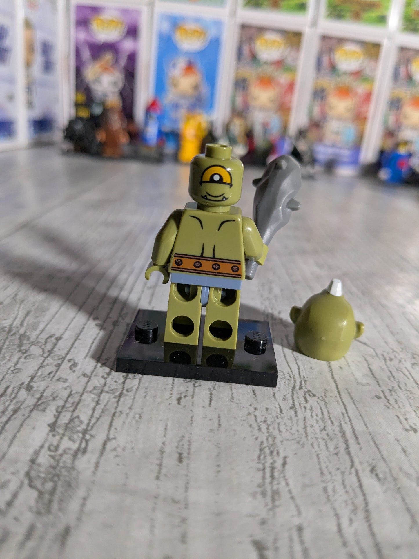 LEGO Minifigures : Cyclops