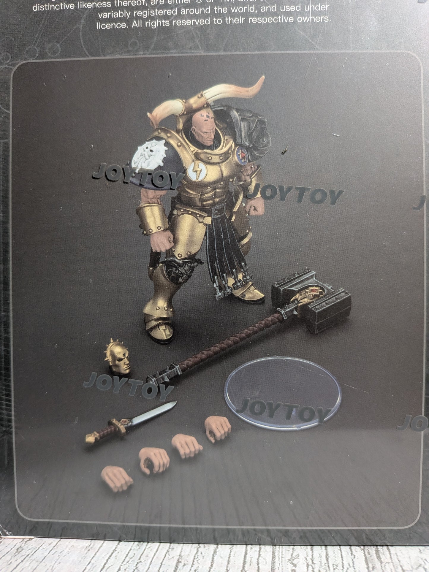 JoyToy Warhammer Age of Sigmar - Stormcast Eternals Die Schwarzklingen Rostus Oxenhammer (13,6cm)