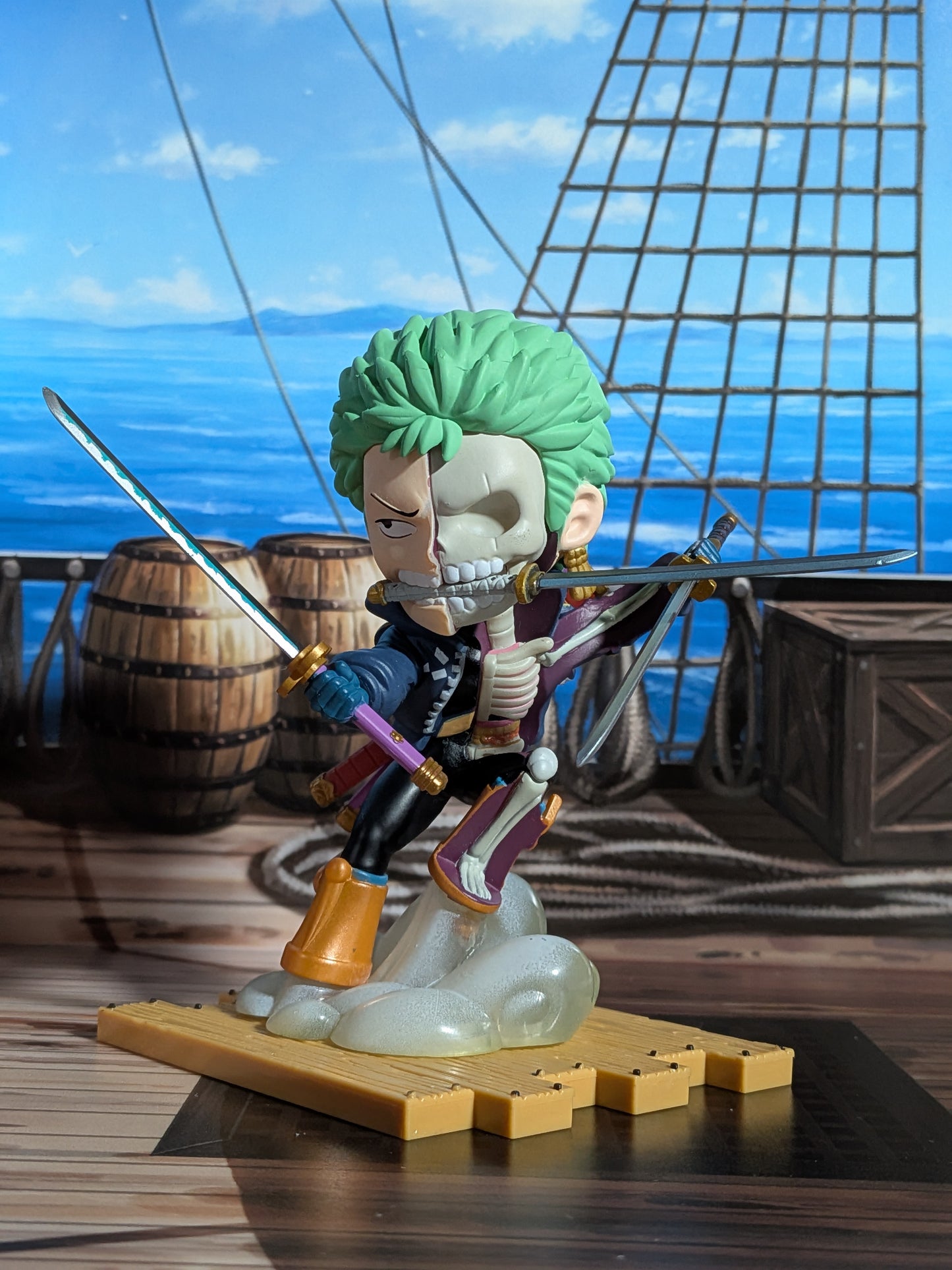 Mighty Jaxx - One Piece XXRAY - Egghead Arc Series Part 1 - Roronoa Zoro (~10cm)