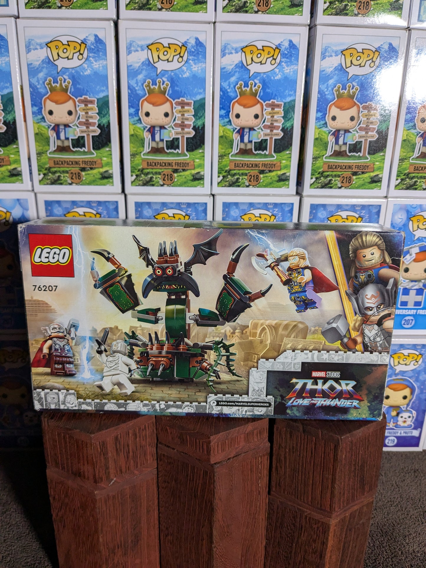 Lego 76207 : Attack on New Asgard