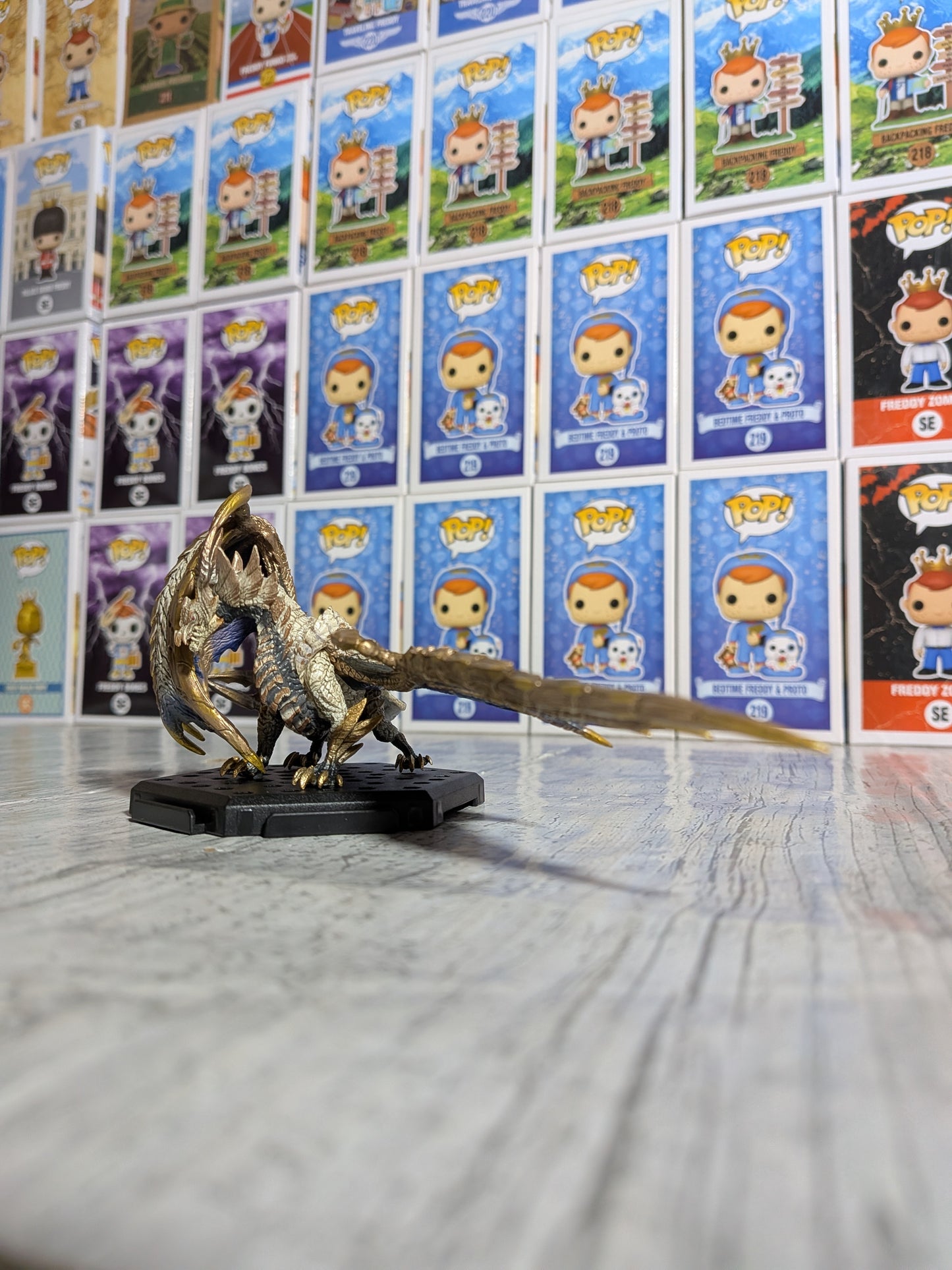 Capcom Figure Builder - CFB Vol. 26 - Monster Hunter Rise Sunbreak - Mel Zena | Malzeno (Primordial) - env. 10cm