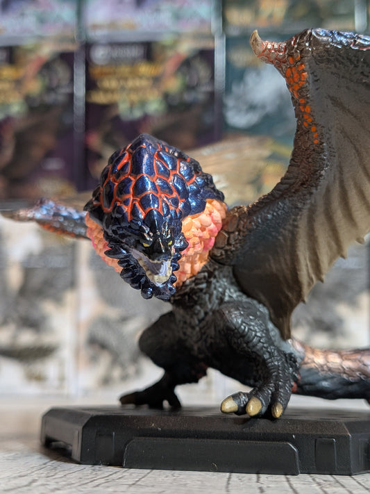 Capcom Figure Builder - CFB Vol. 26 - Monster Hunter Rise Sunbreak - Boiling Crimson Bazelgeuse - (~10cm)