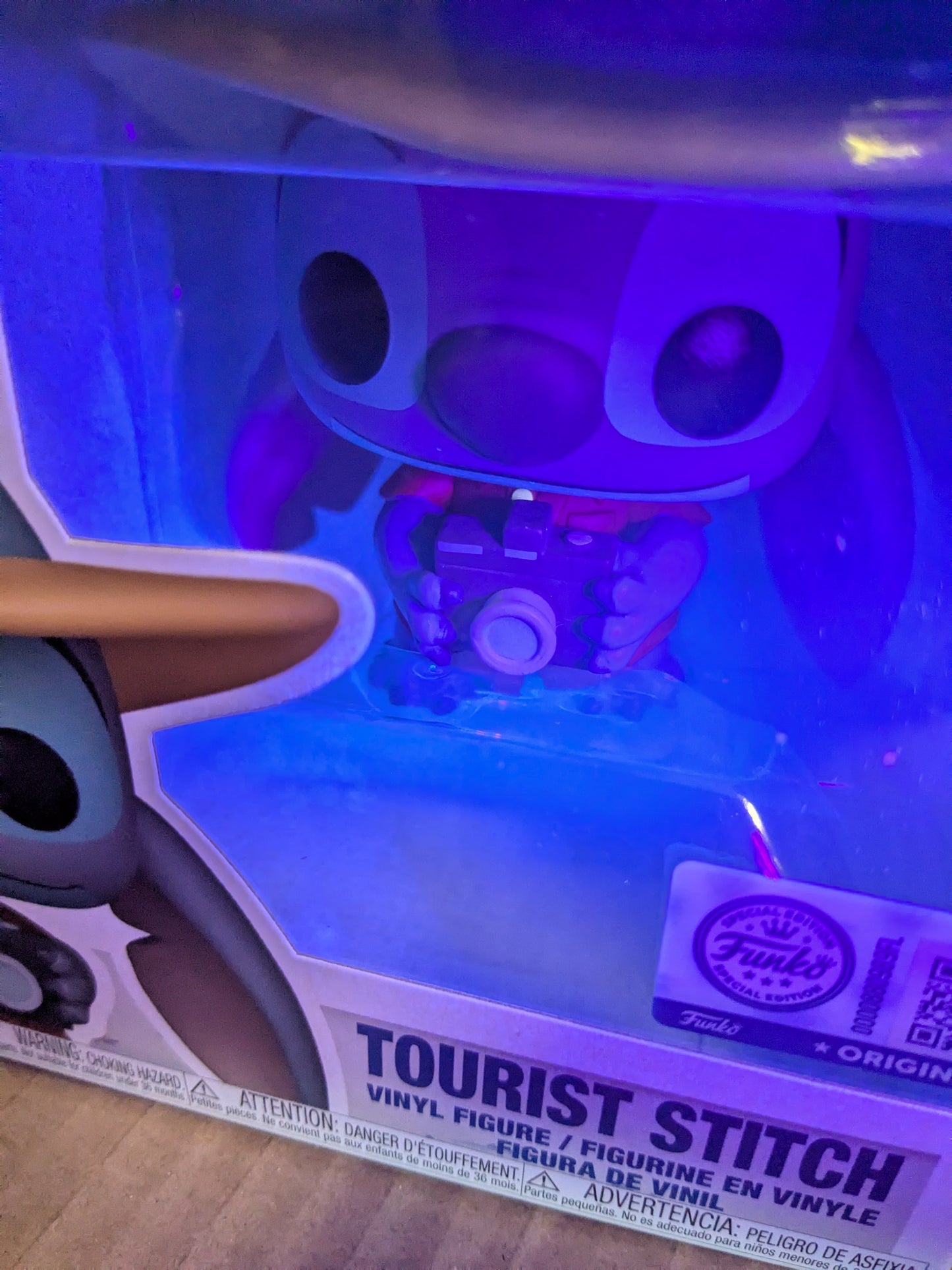 Funko pop 1569 : Tourist Stitch