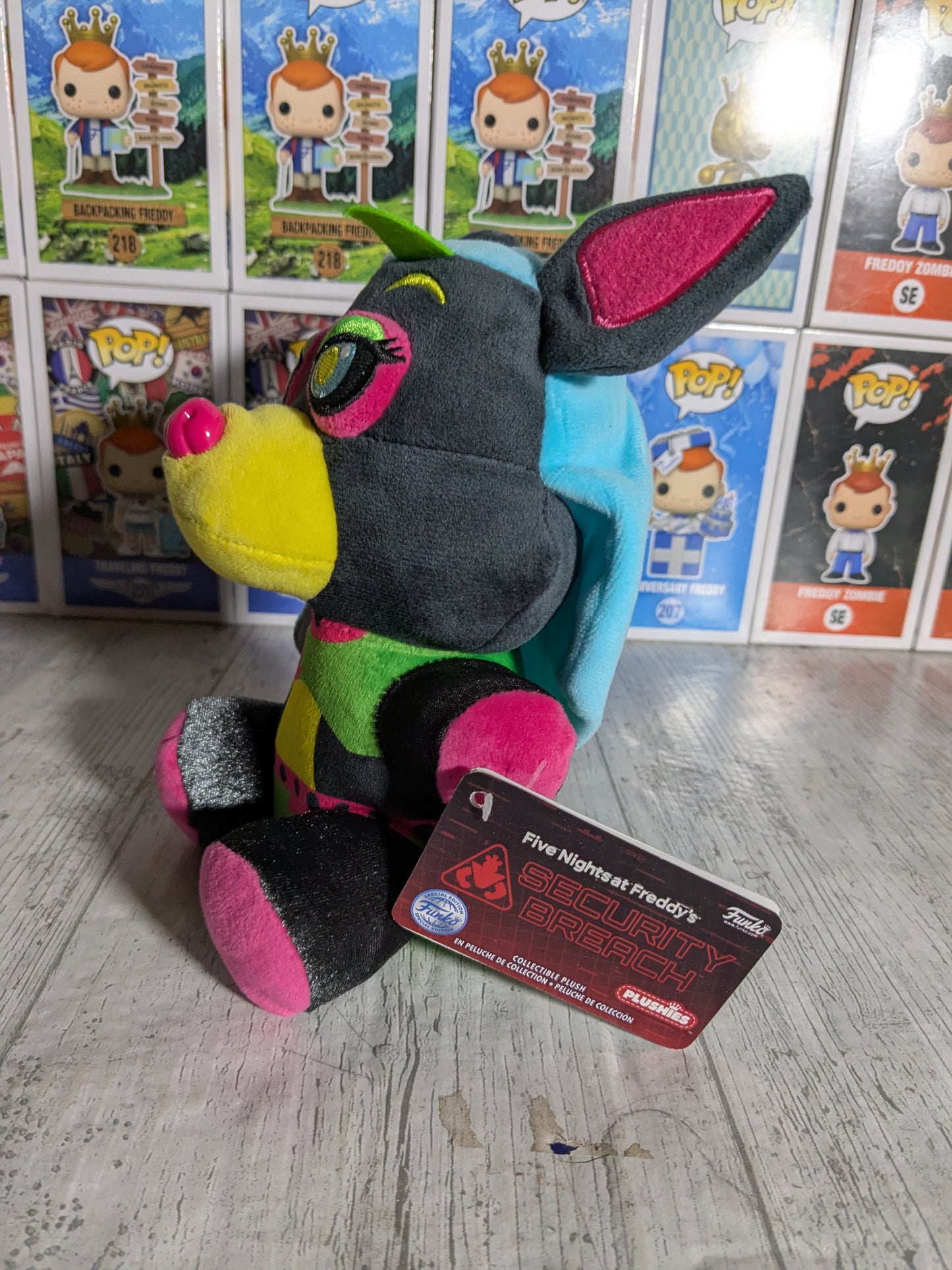Funko Plushies : Roxanne Wolf
